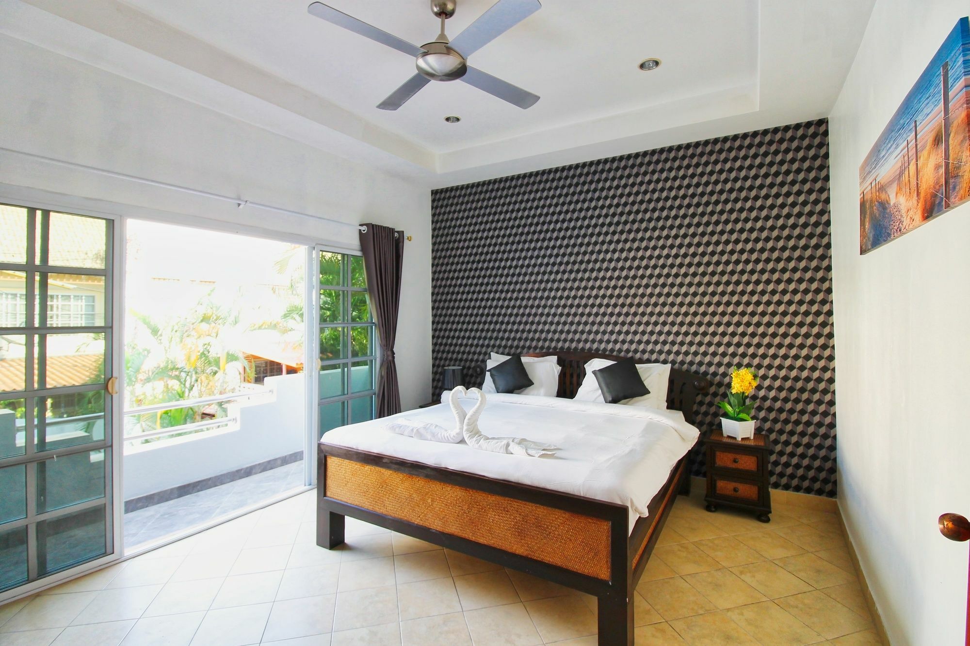 Grande Adam Private Pool Pousada Pattaya