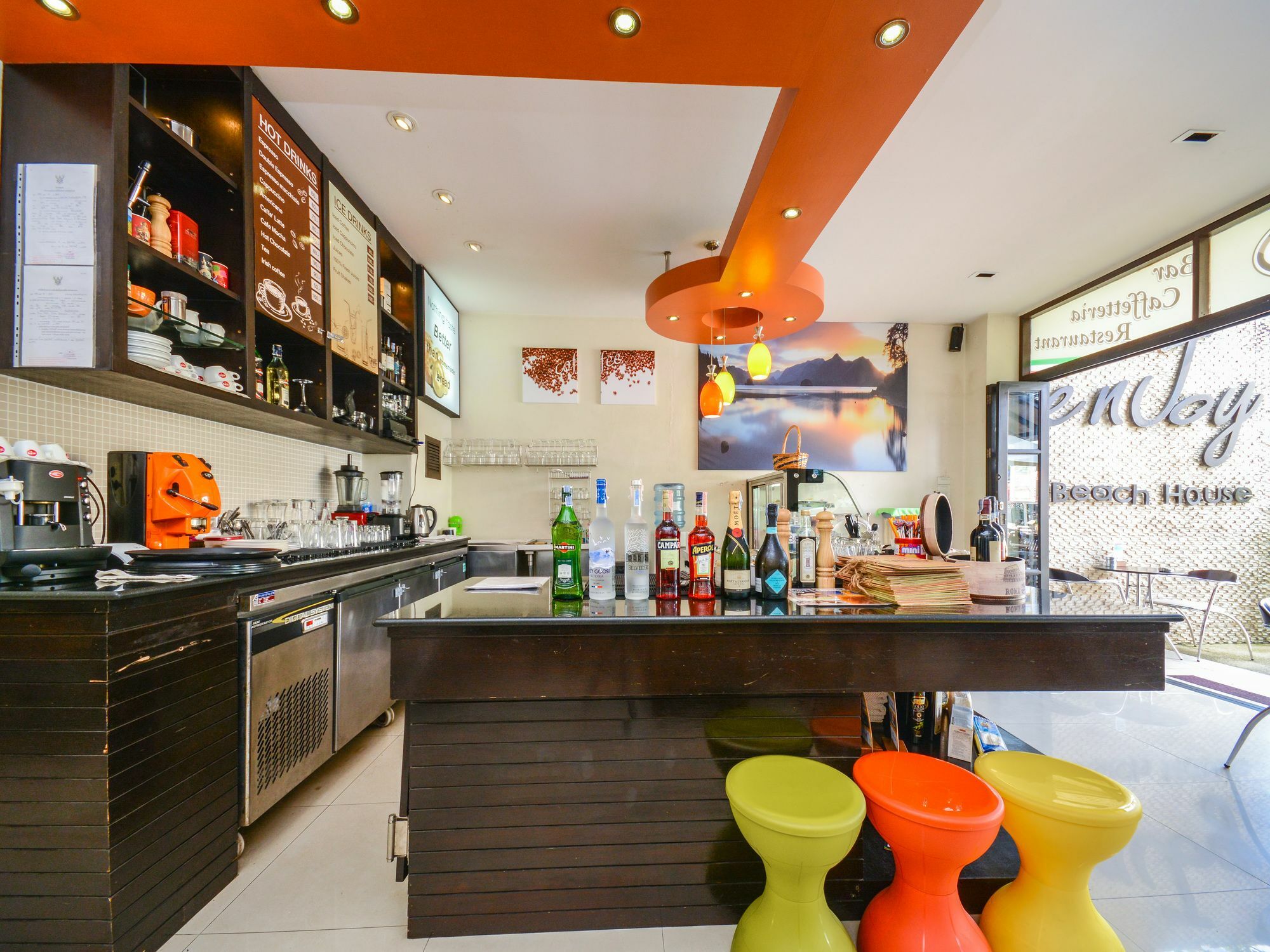 Hotel Enjoy's House & Cafe' 2*