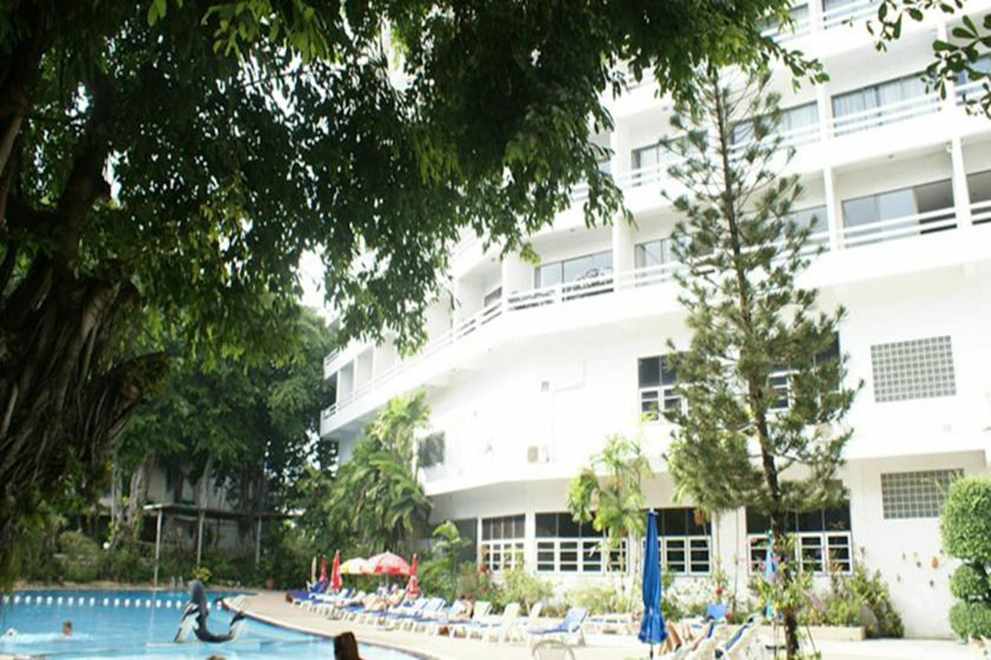 Royal Palace 3*