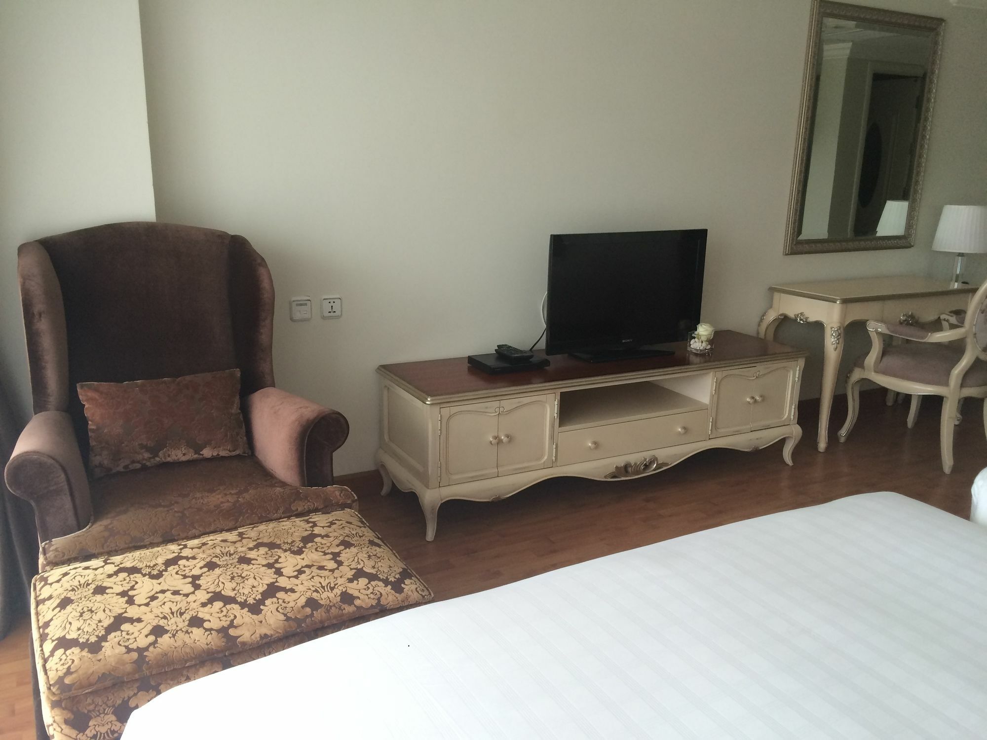 Lk Noble 4*