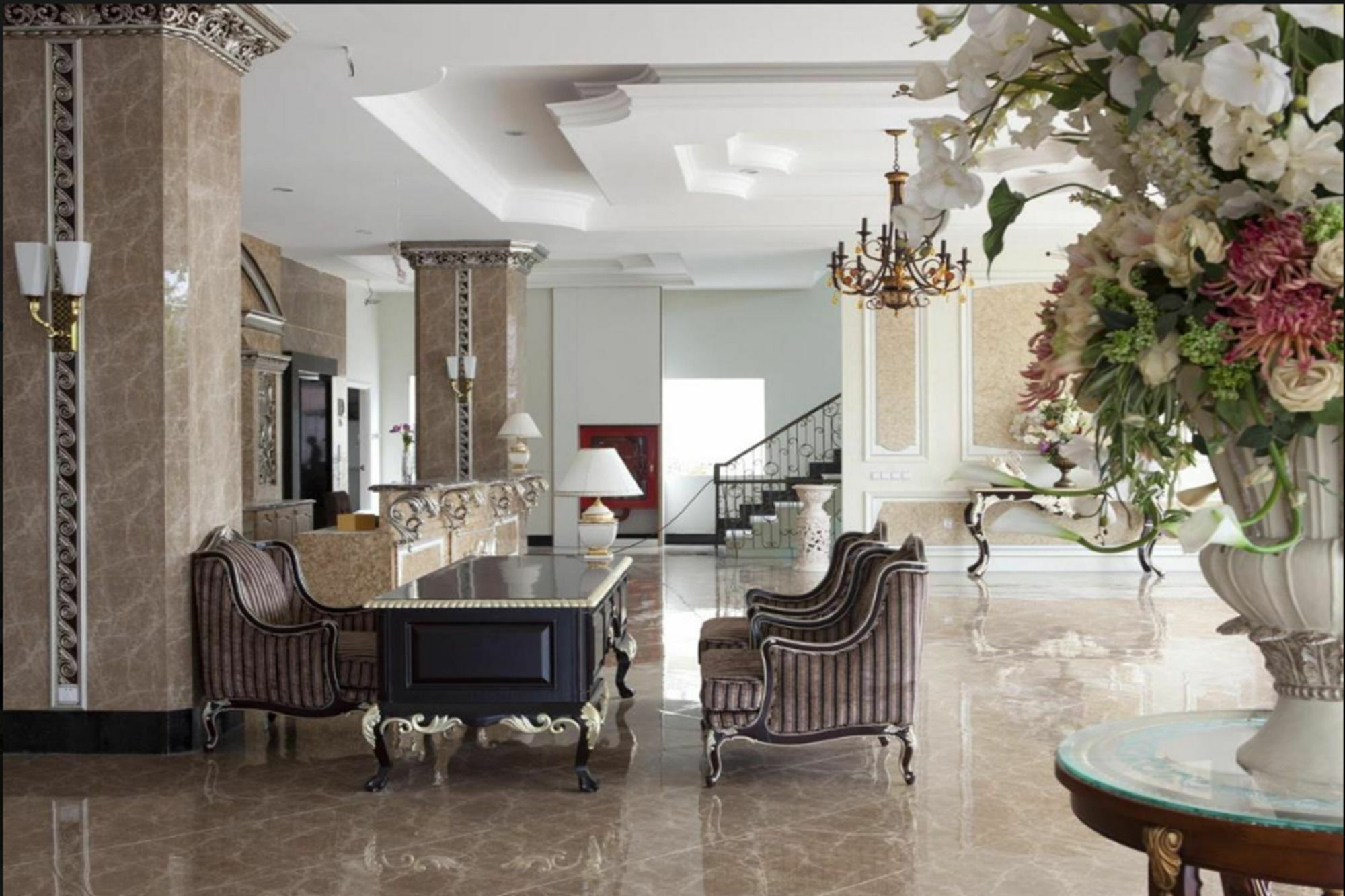 Hotel Lk Noble 4*