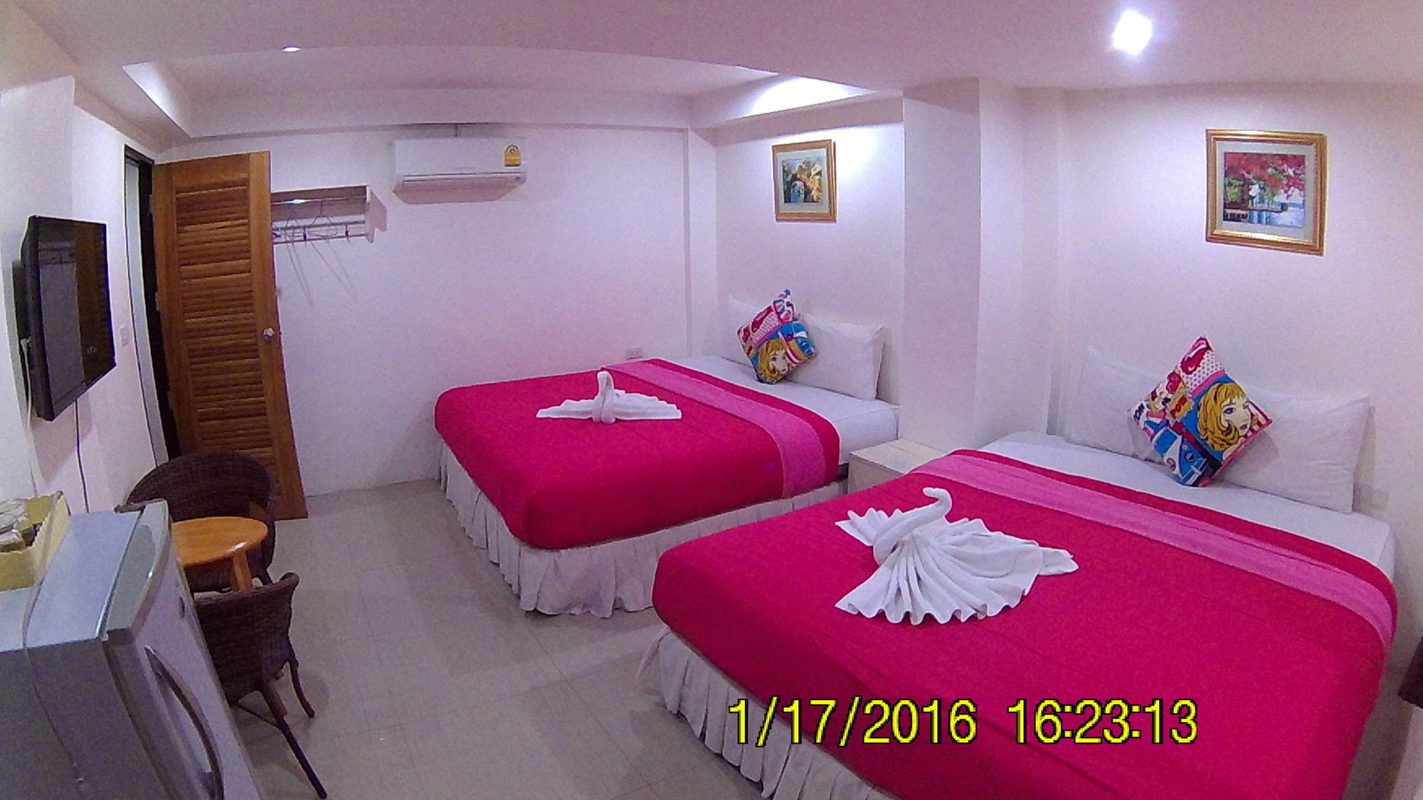 Hotel Bird