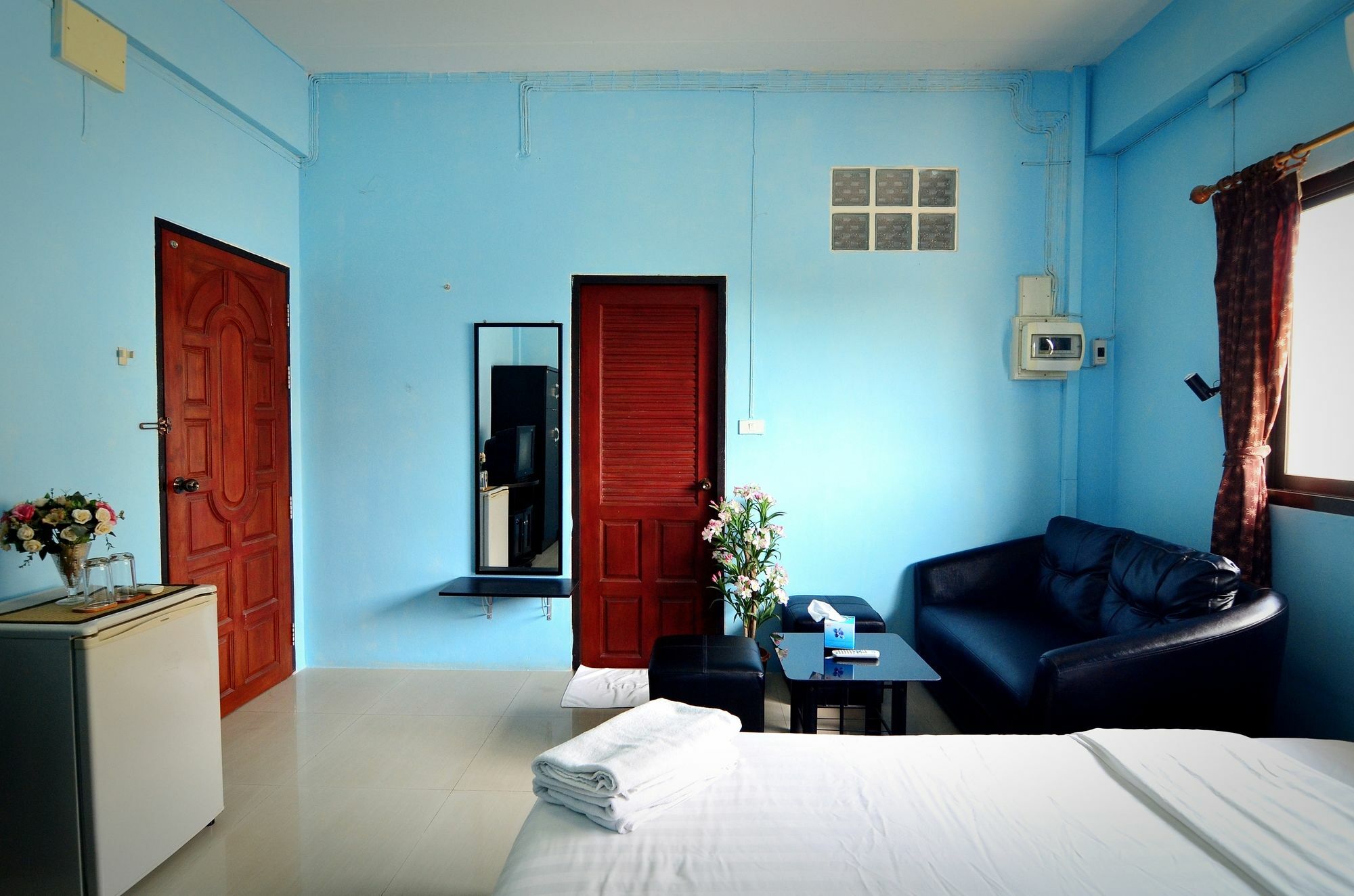The Famous House - Guest house *