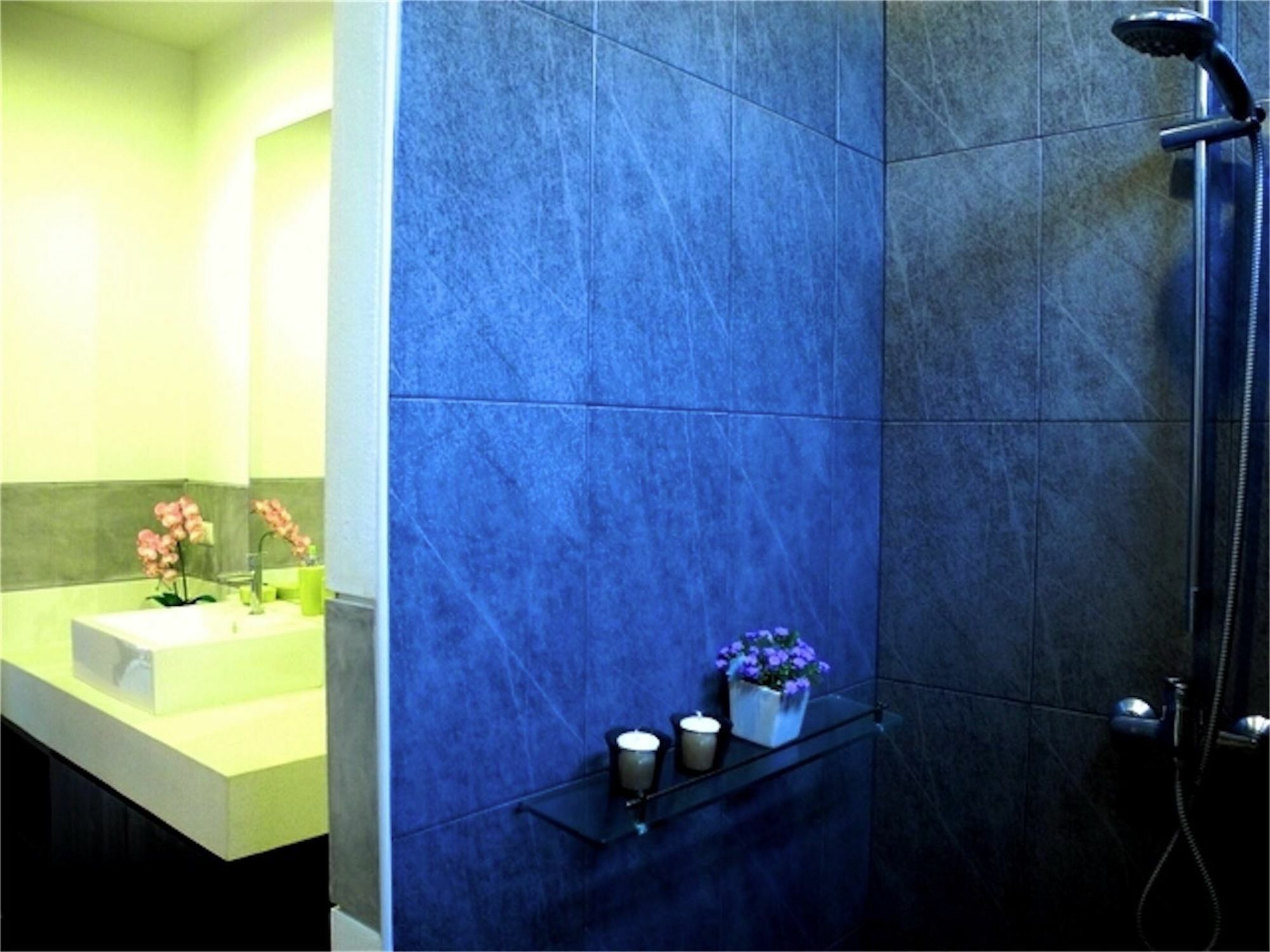 Intira 2 Bedrooms *