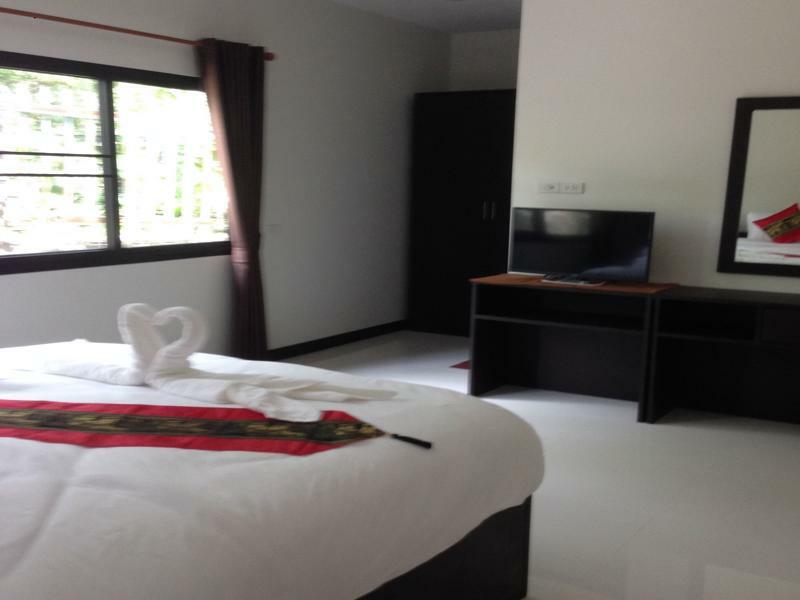 Naya Pool Hotel 3*