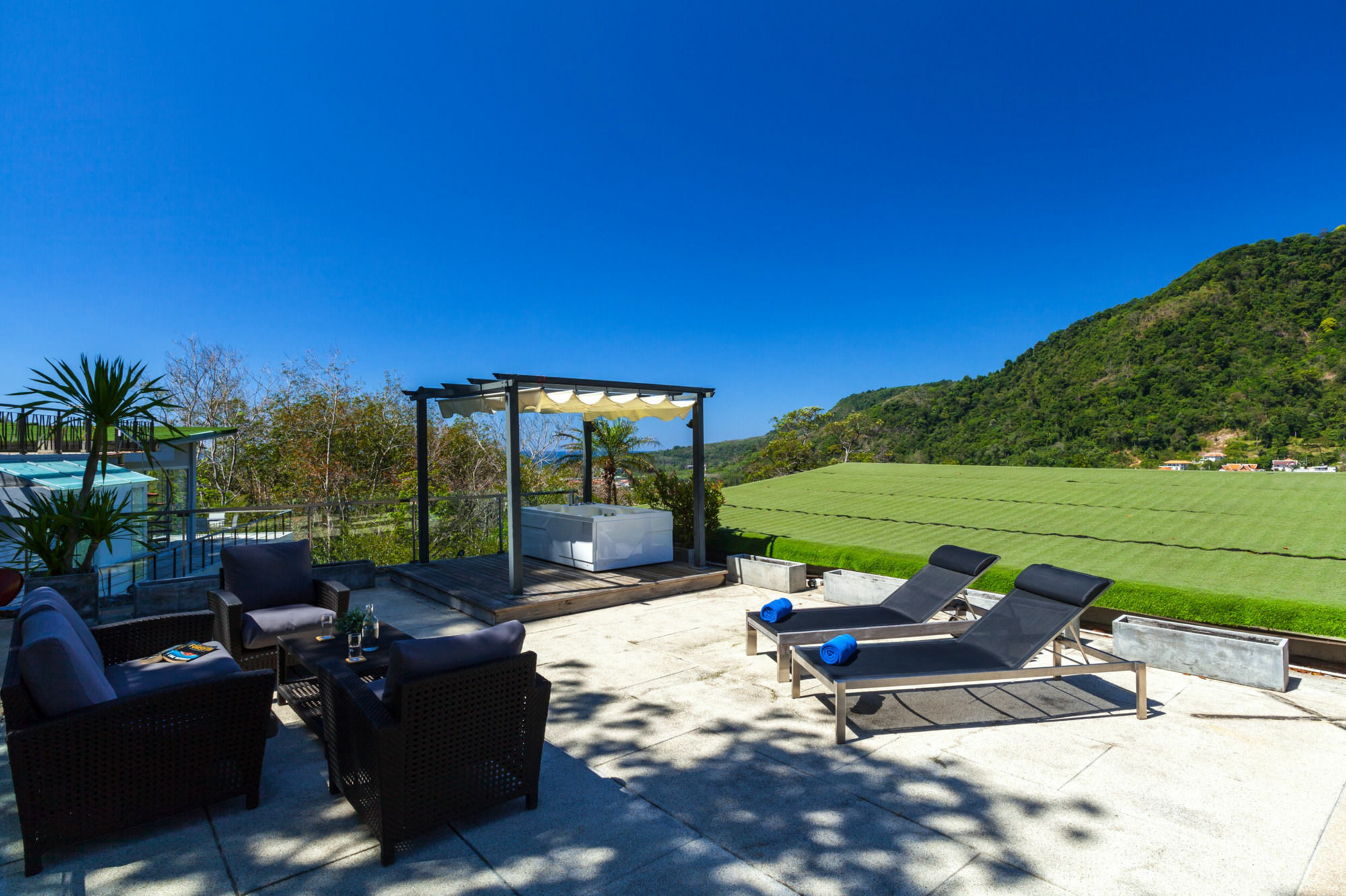 Presidential Penthouse Apartment *