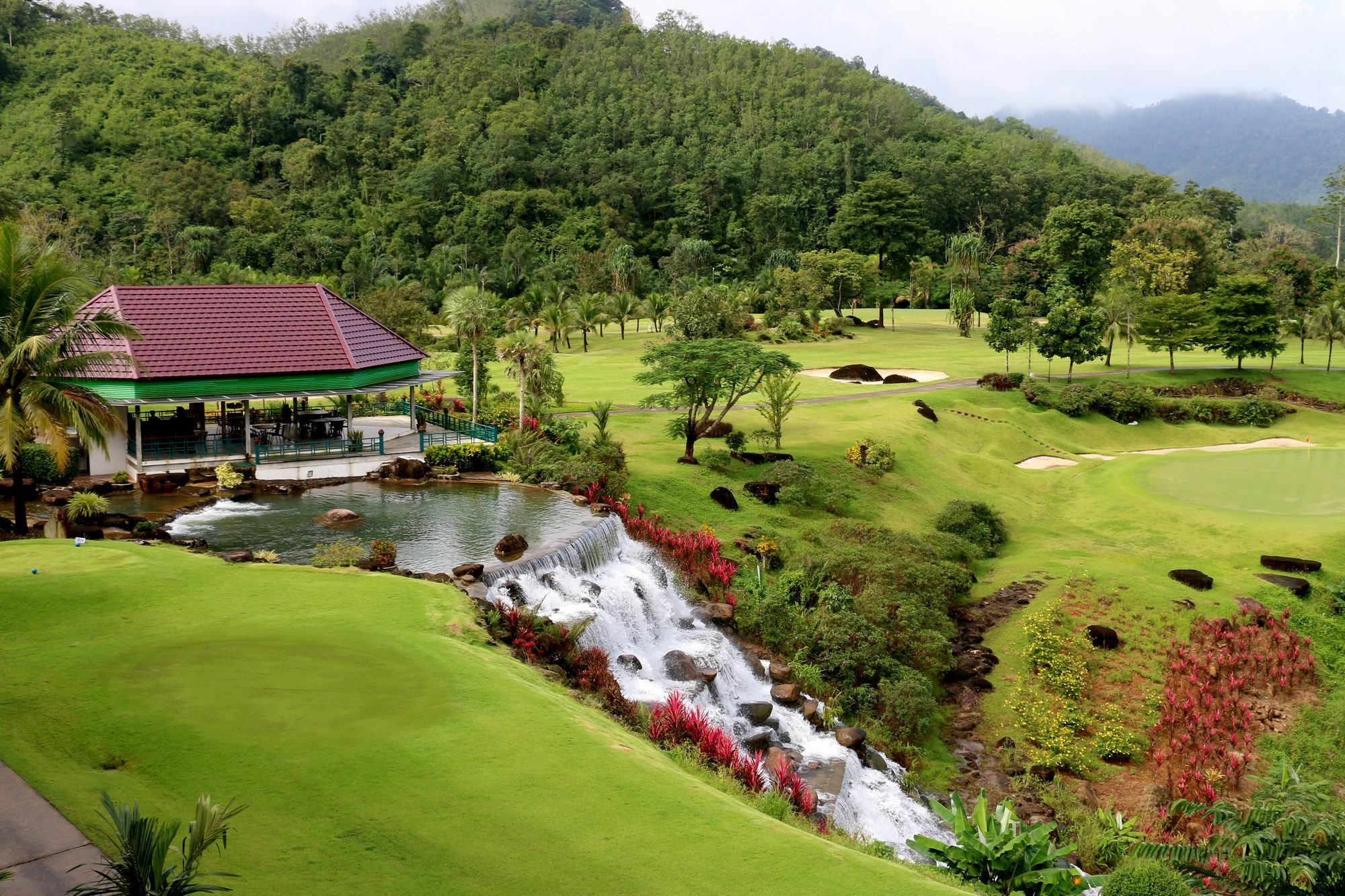 Resort Katathong Golf & 4*