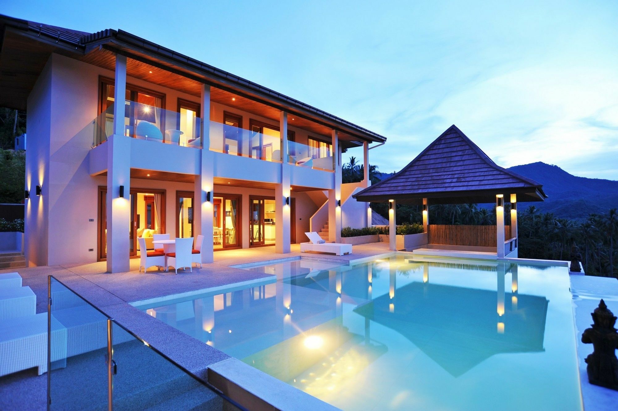 Villa Maenam Hills