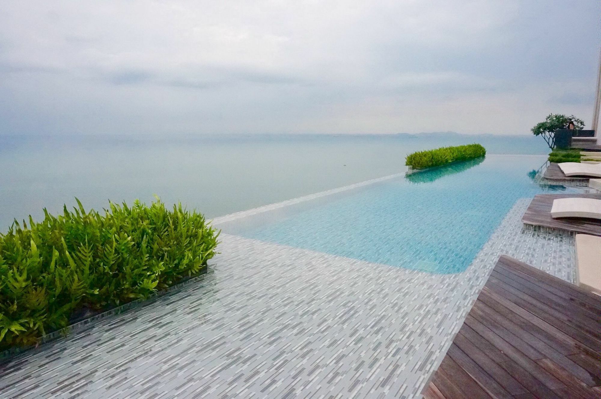 Baan Plai Haad Beachfront * Pattaya