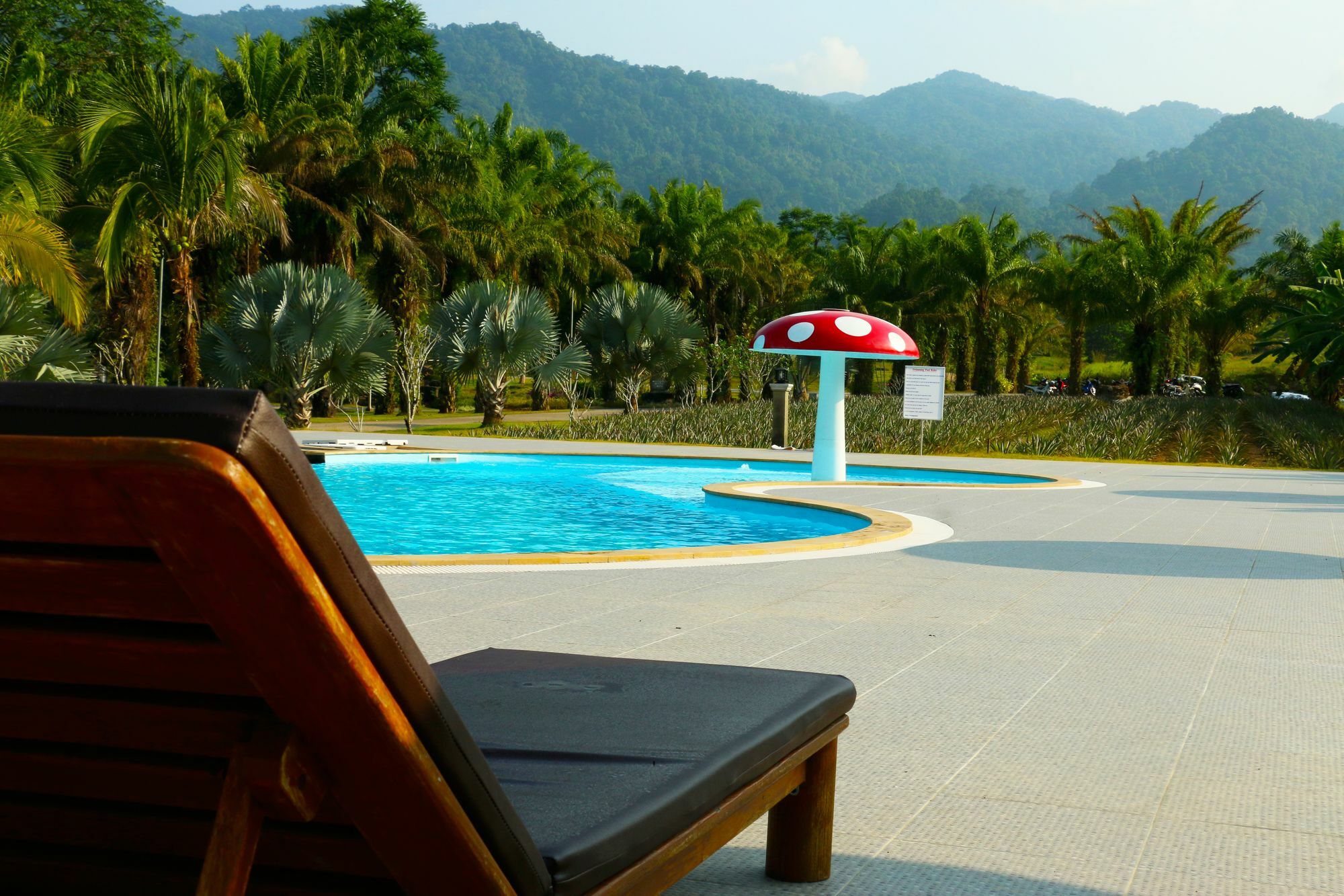 Resort Katathong Golf & 4*