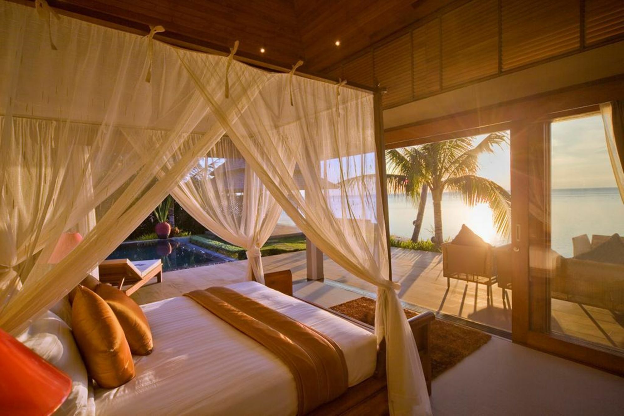 Samara Luxury Beachfront Villa Nathon