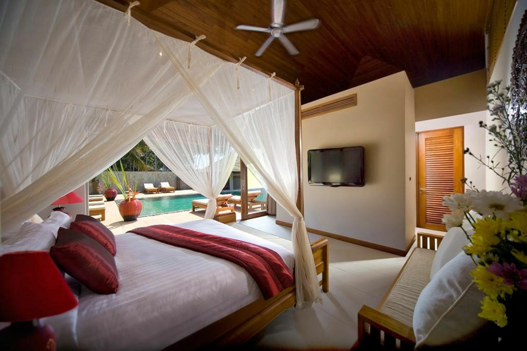 Villa Samara Luxury Beachfront *