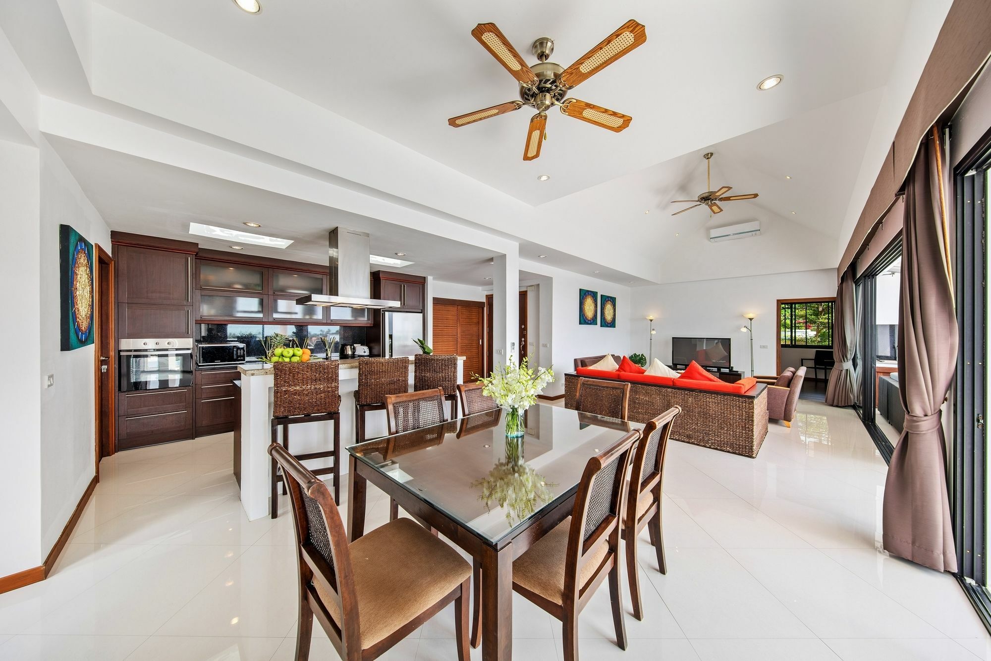 Sunny Banks - Modern Sea View 4 Bed Pool *