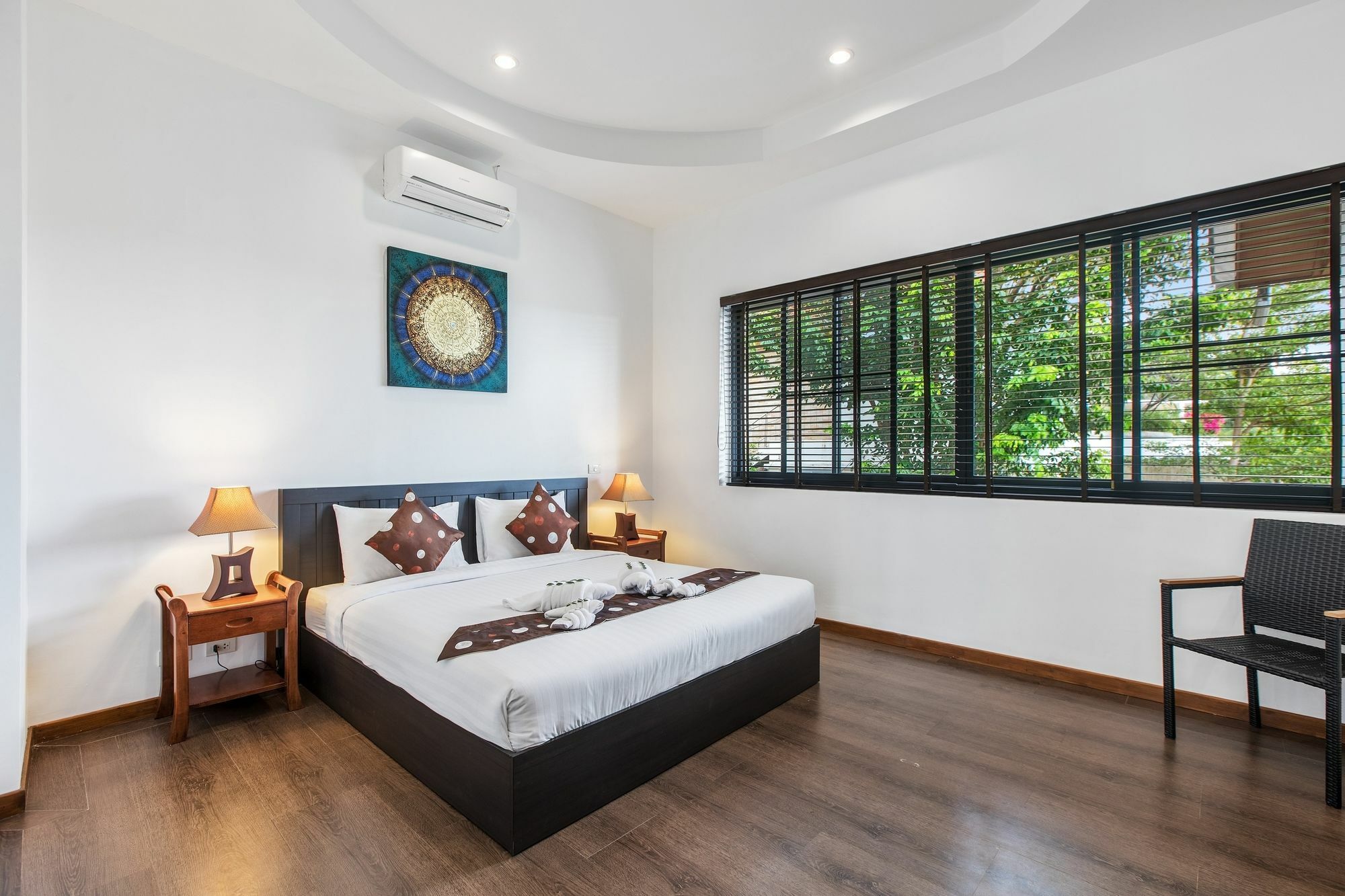 Sunny Banks - Modern Sea View 4 Bed Pool Villa