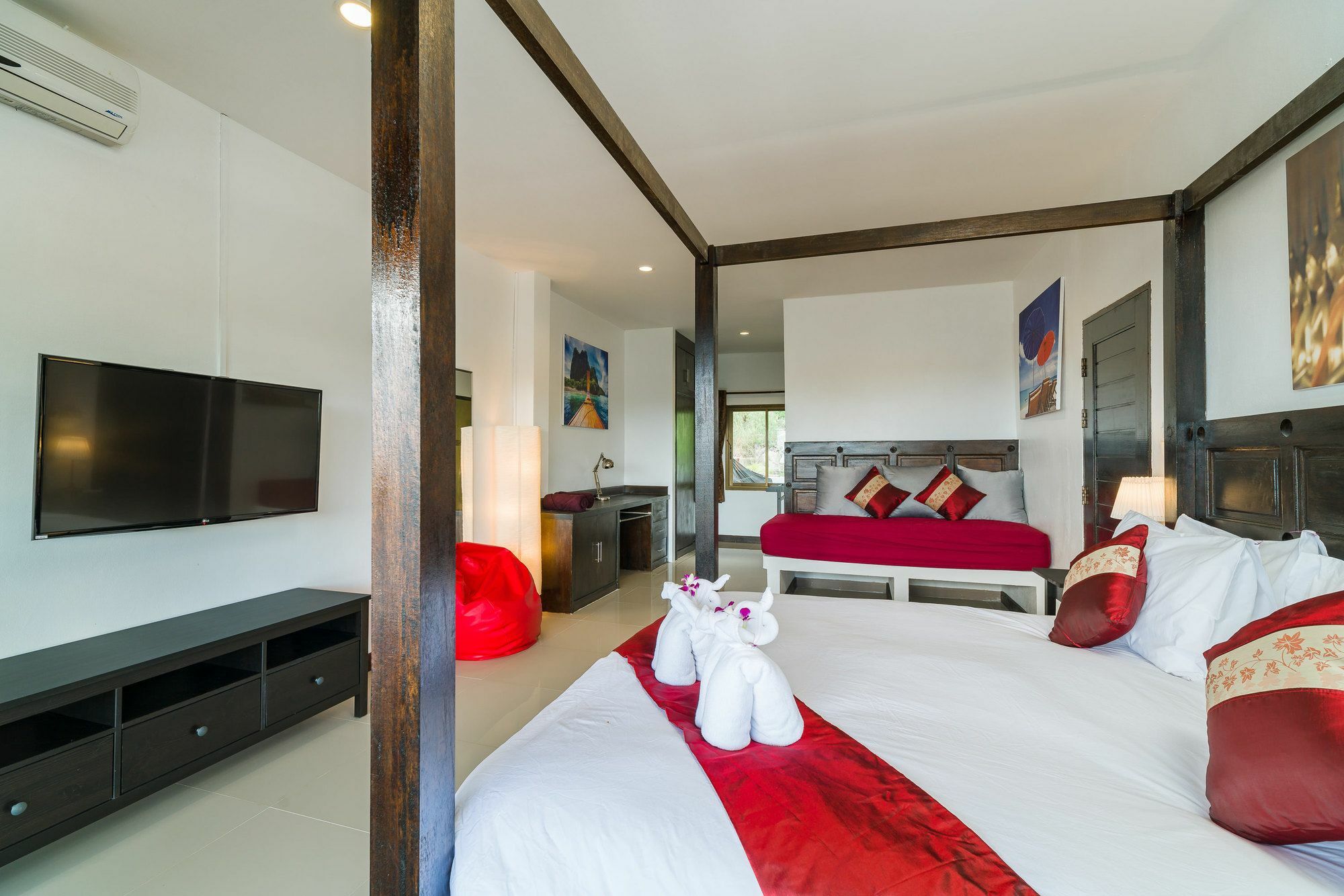 Rich Seaview Villa
