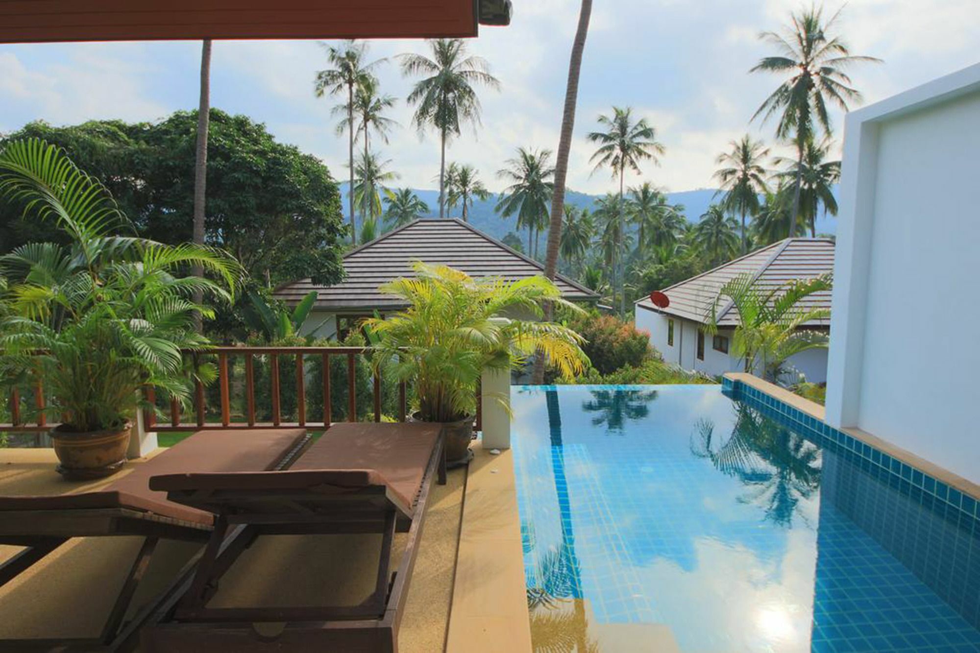 Tropical Season Villa *