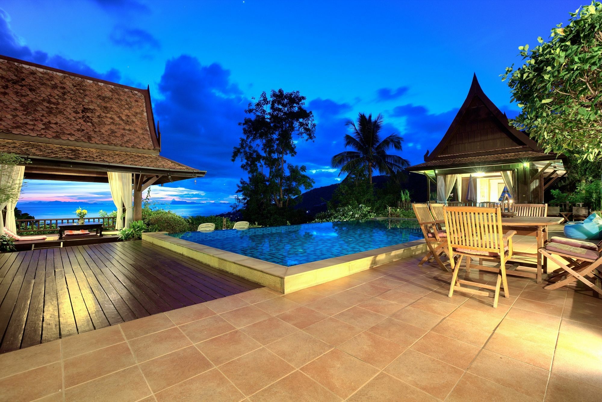 Thai Teak *