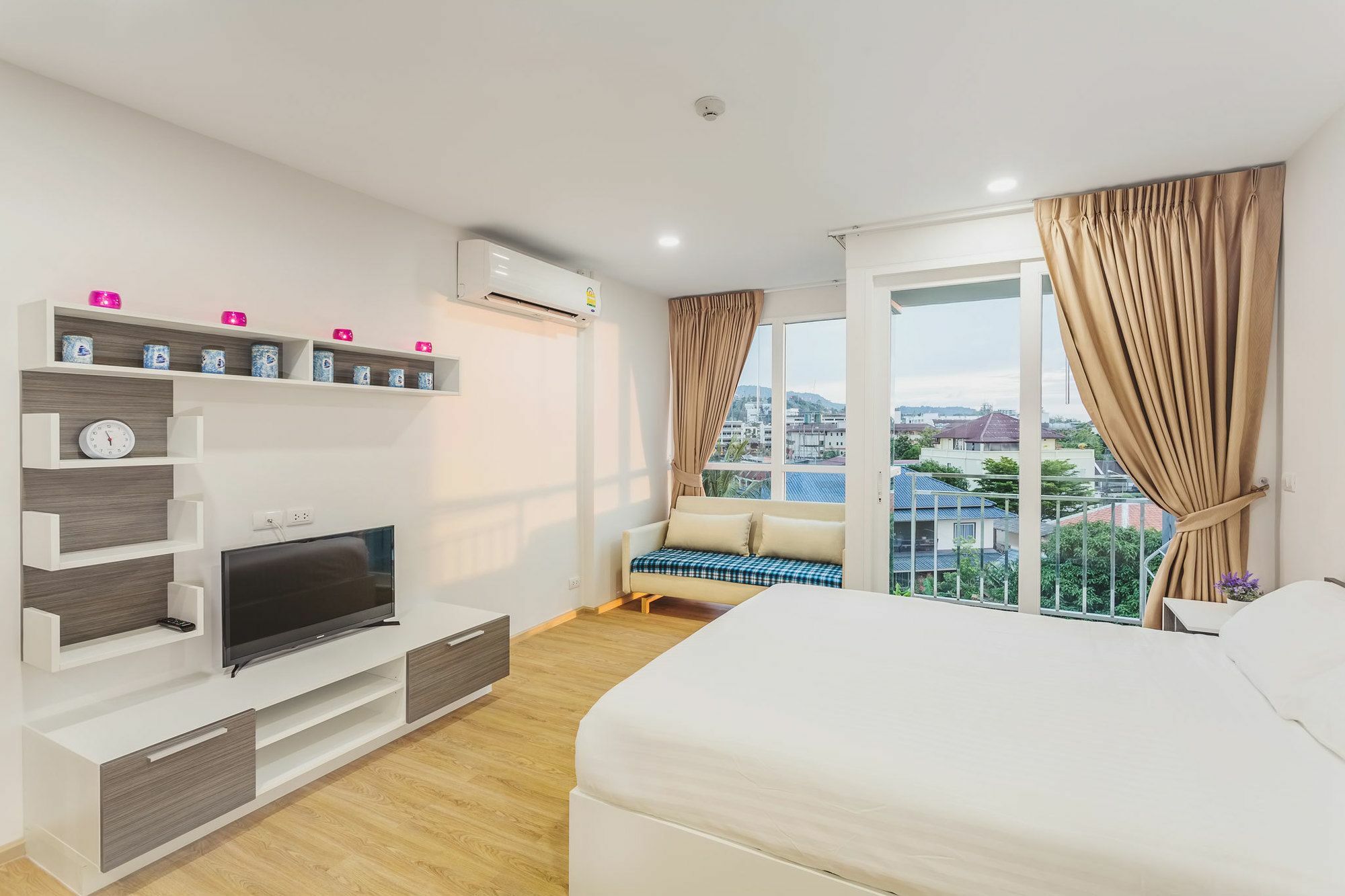 In In Ozone A519 Kata Beach (Phuket)