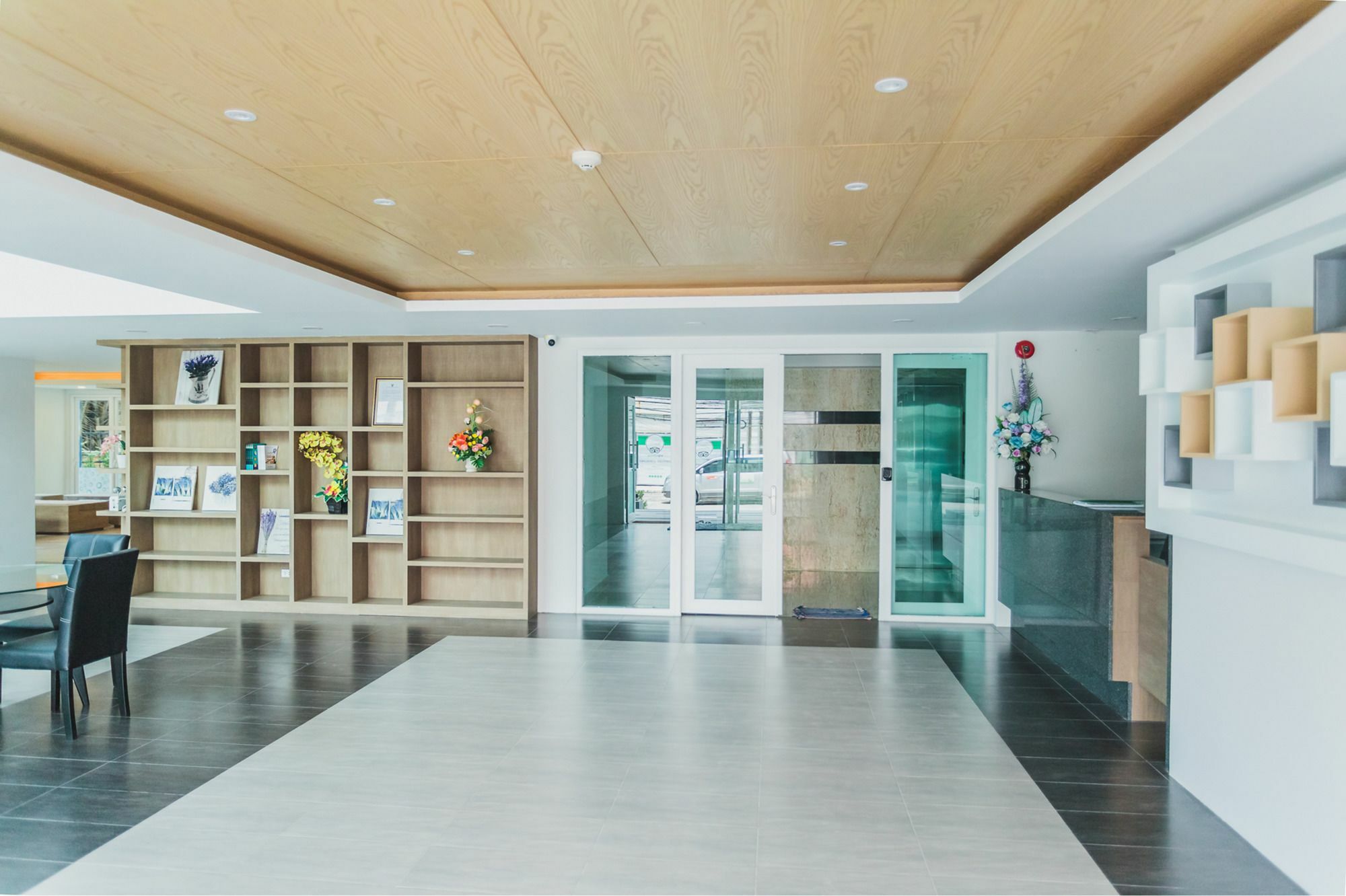 In In Ozone A519 Apartment