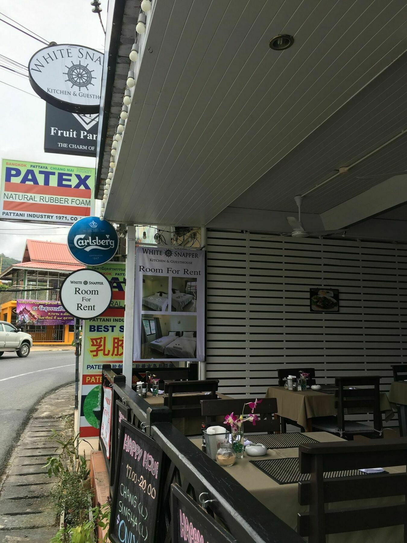 White Snapper Kitchen & House Karon