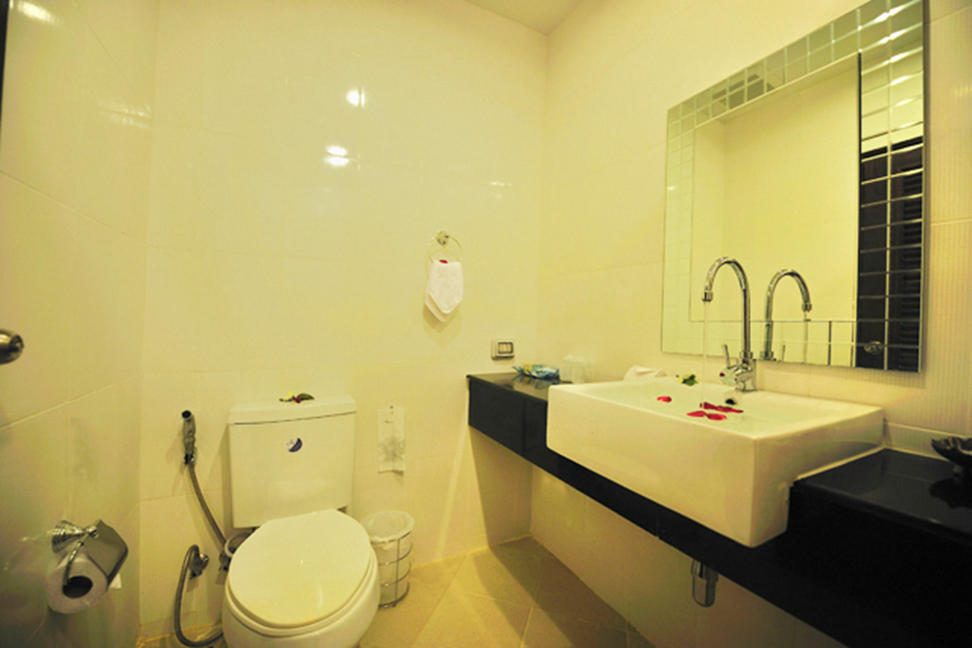Apartment Tona Kata Beach (Phuket)