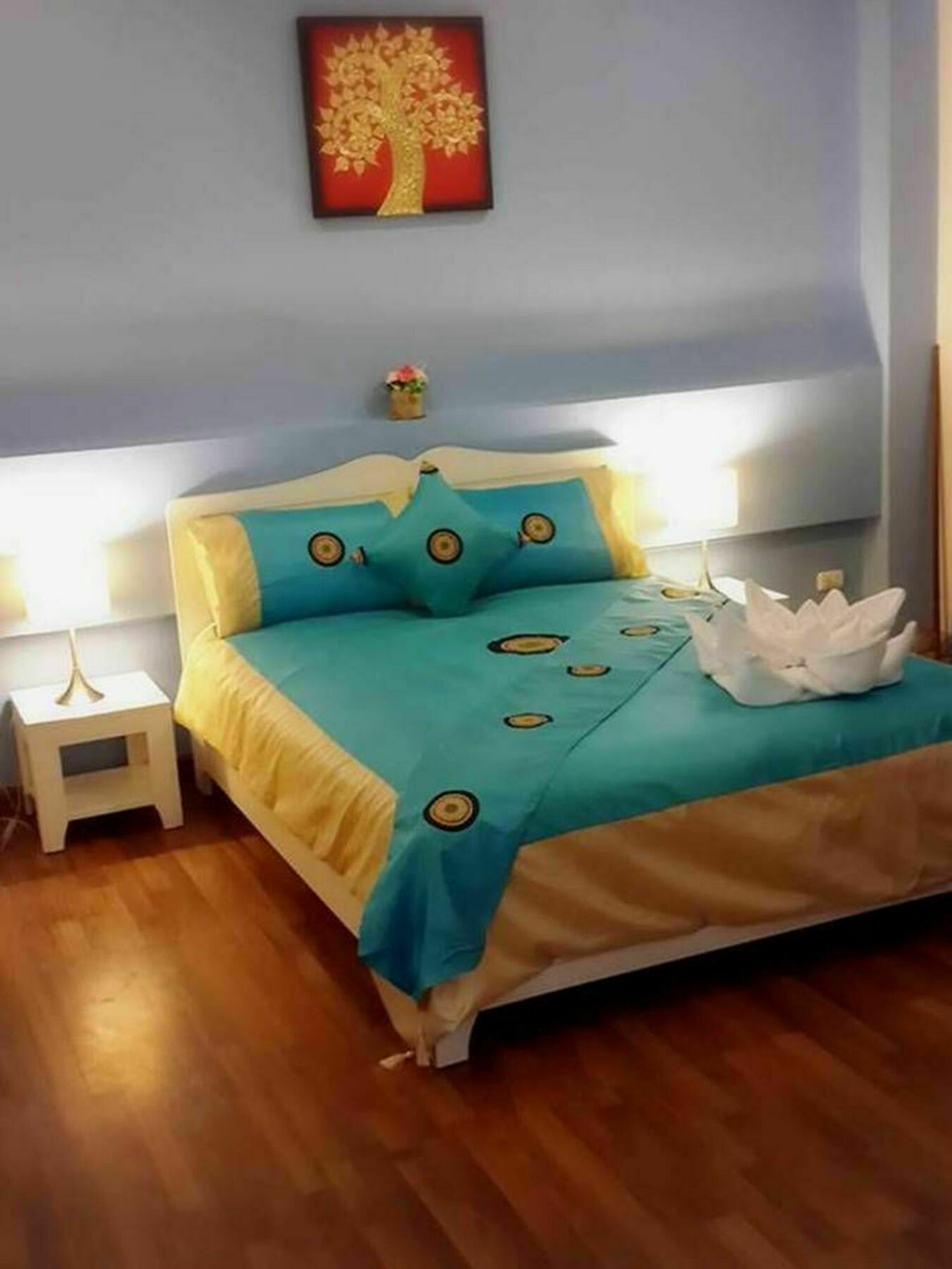 Tona Apartment