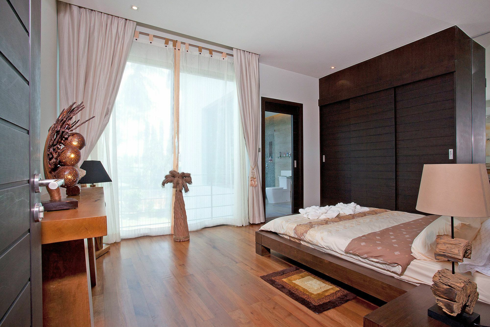 Friendship 7 Hotel Rawai