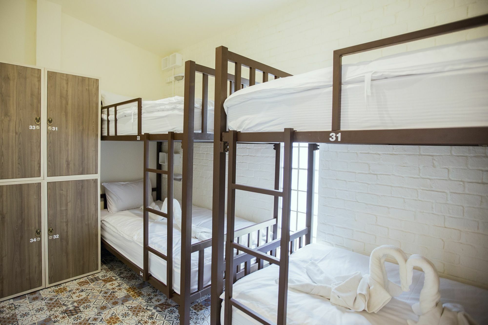Albergue Sino @ Kata