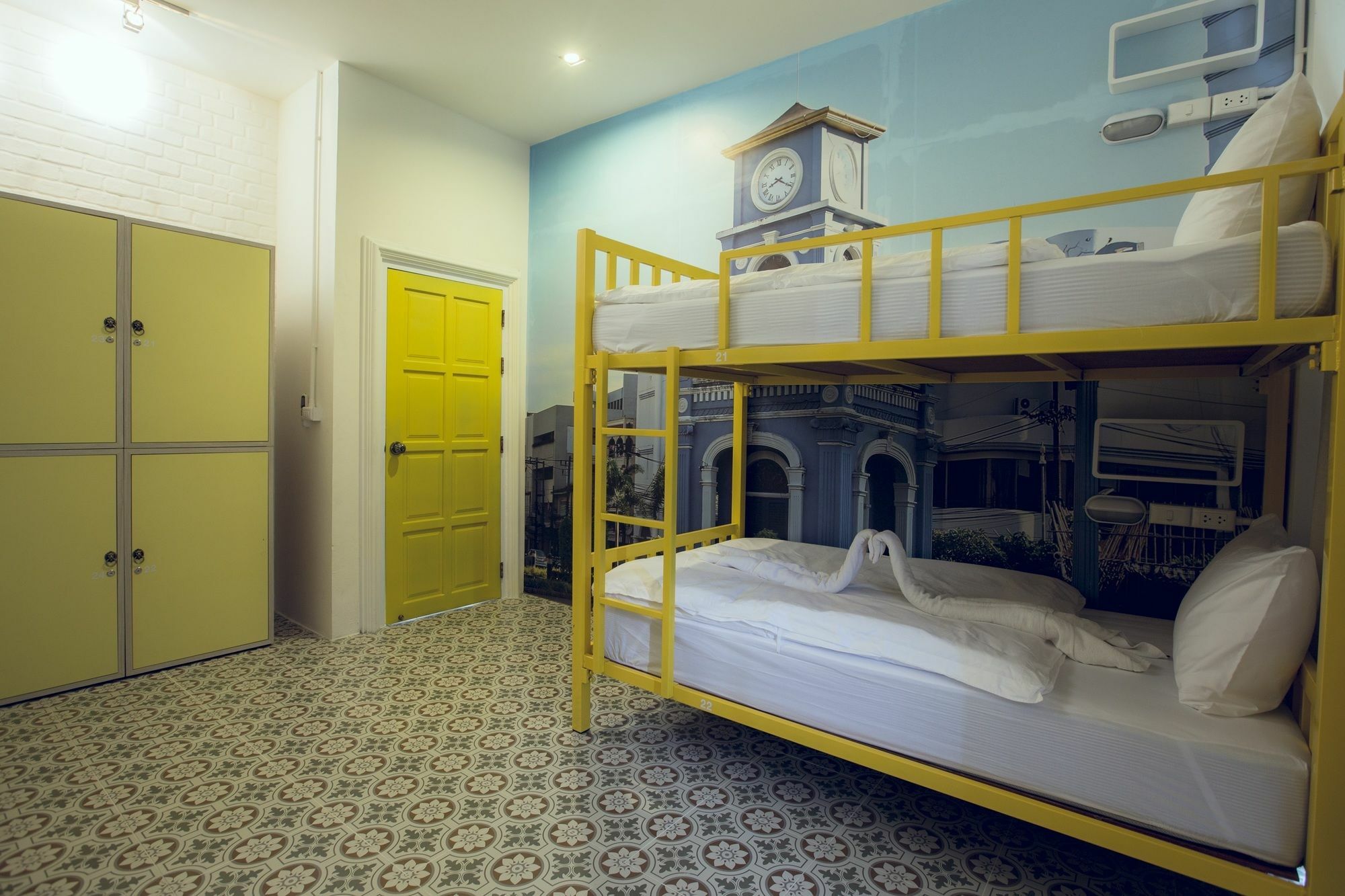Albergue Sino @ Kata *