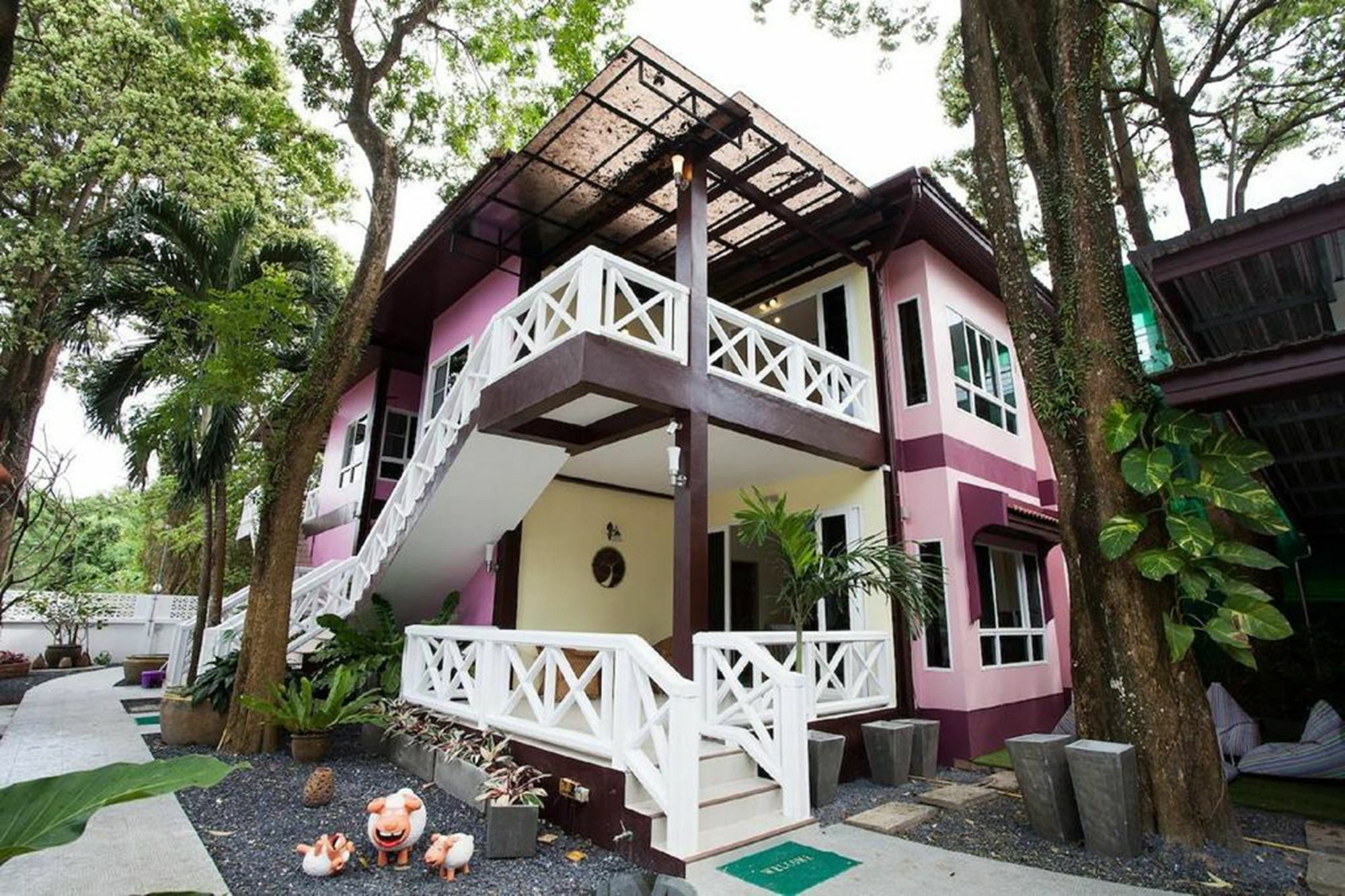 Sandy House Guest house 2*