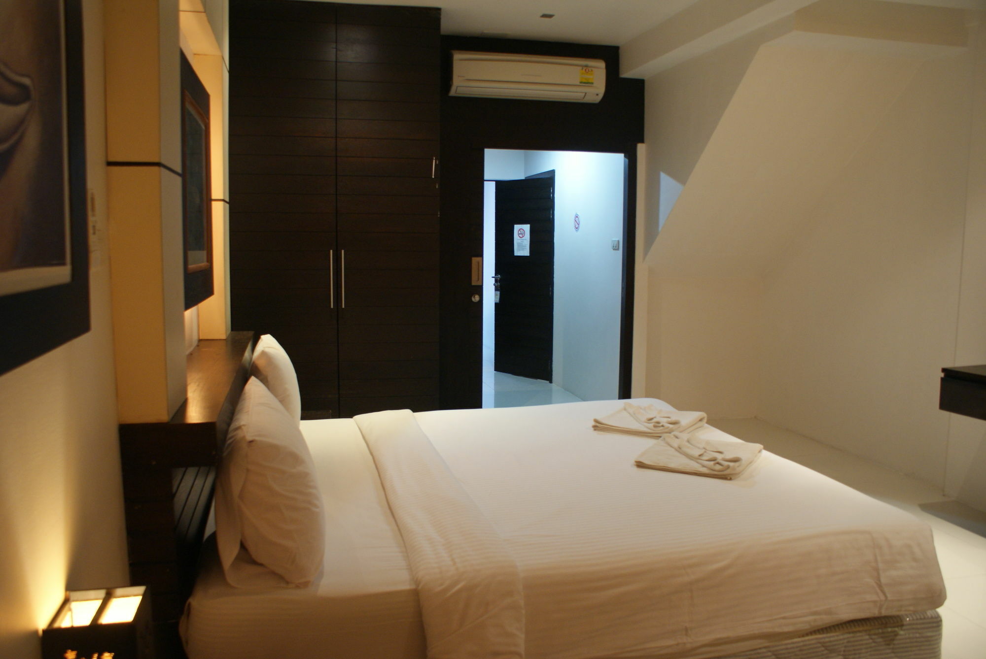 Hotel New International 2*