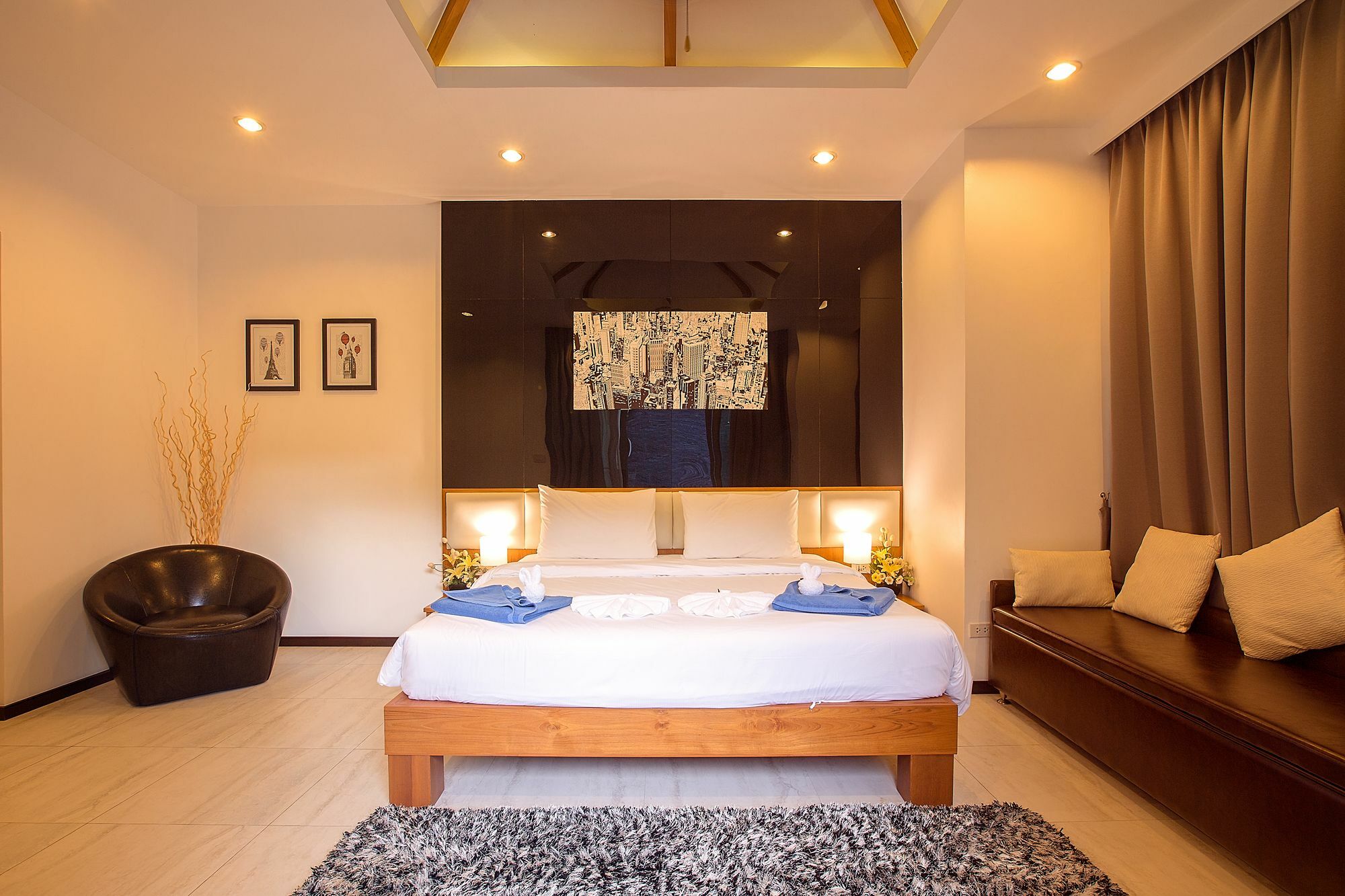 Villa Berry By Tropiclook: Shanti Style Nai Harn *