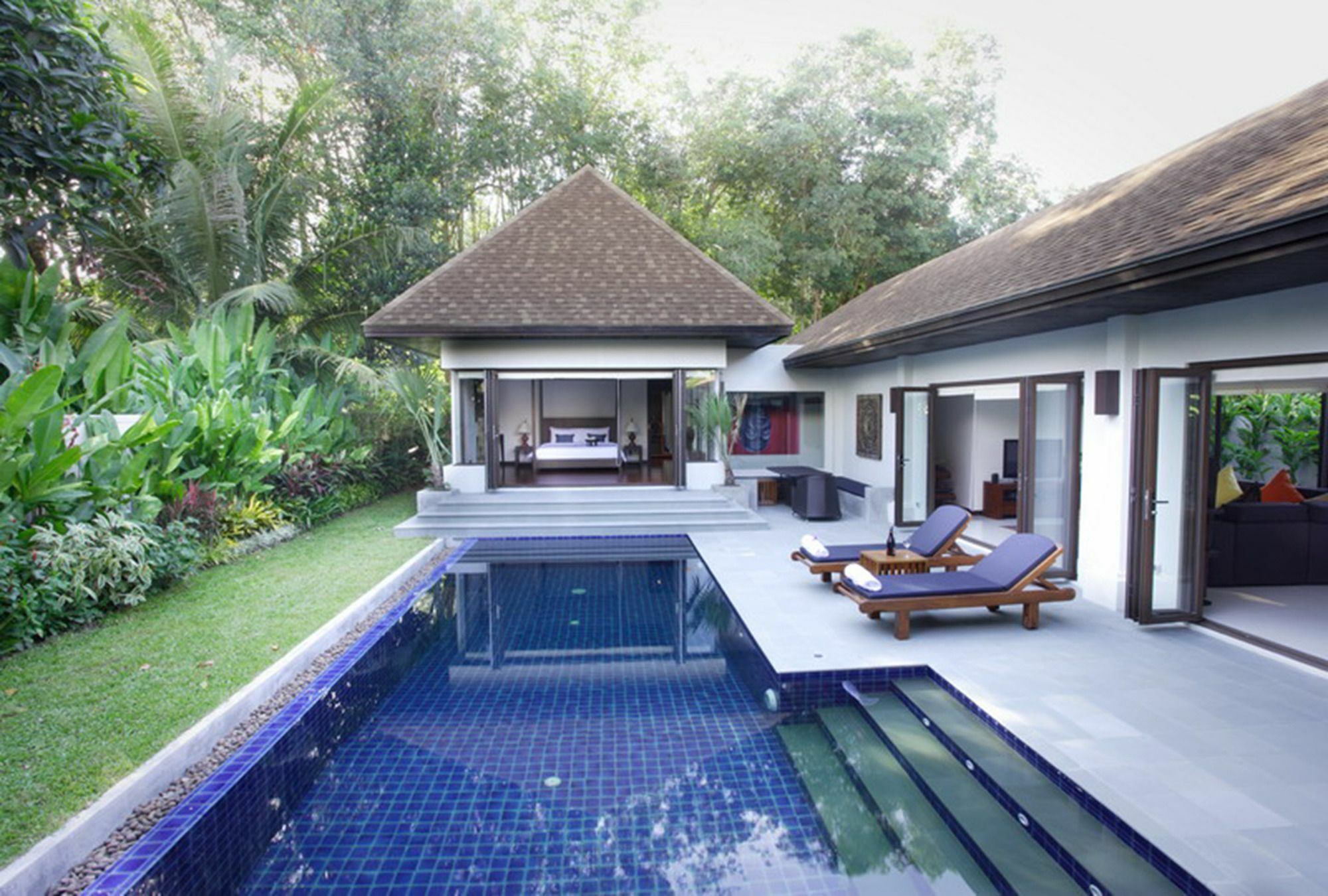Villa Kuta By Holiplanet Rawai