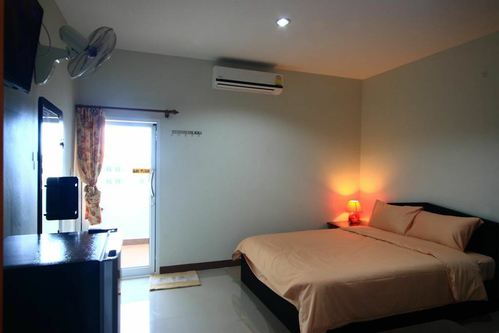 Baan Yuwanda Phuket Hotel