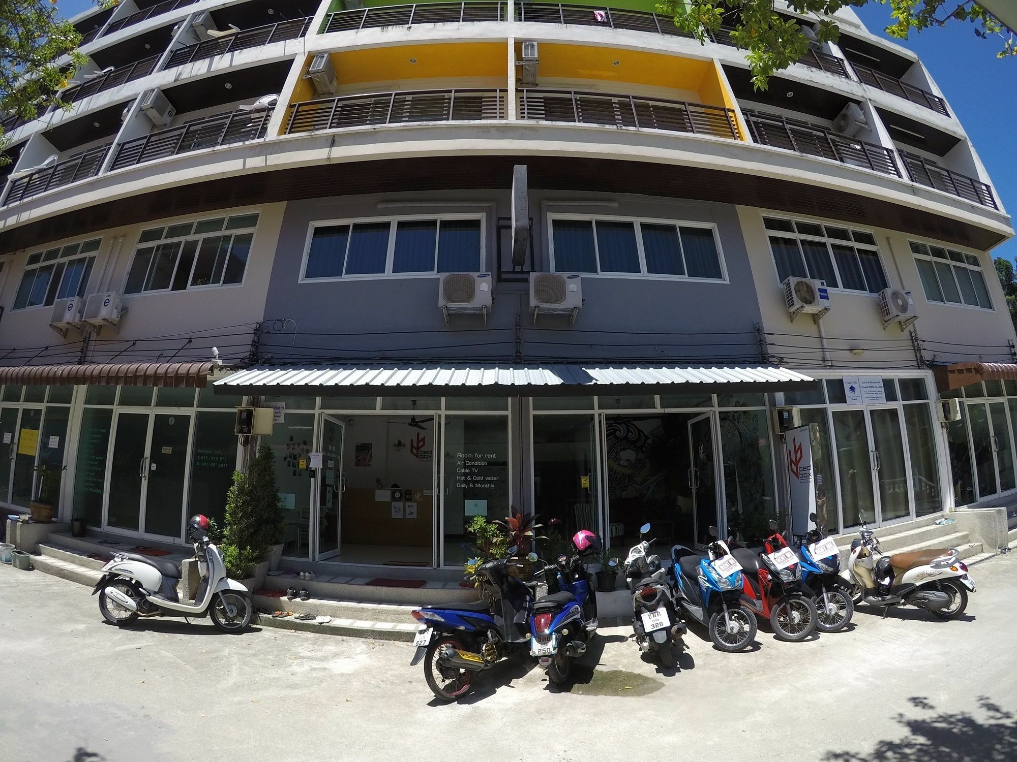 Albergue Bedbox Hostel Patong
