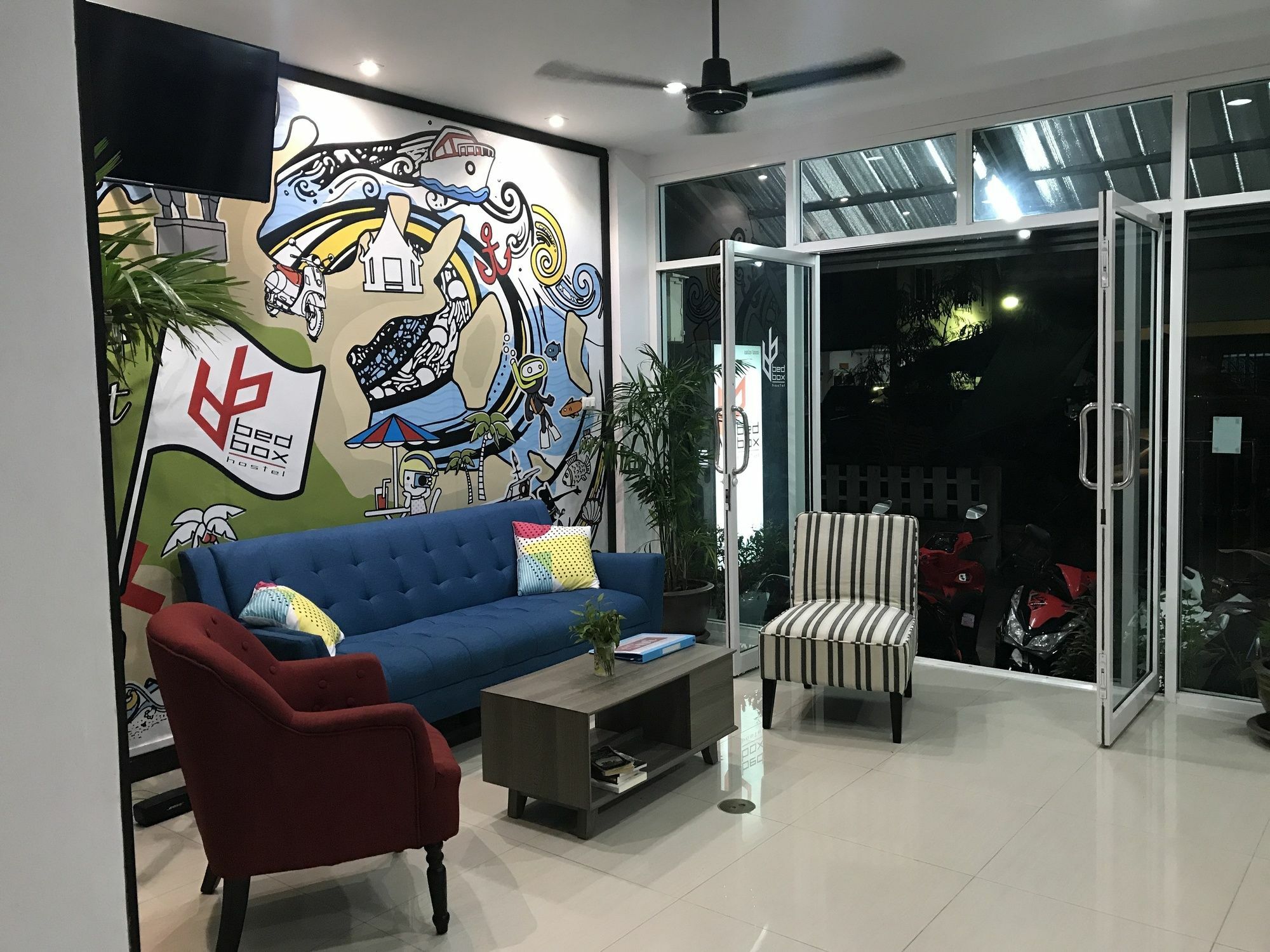 Albergue Bedbox Hostel