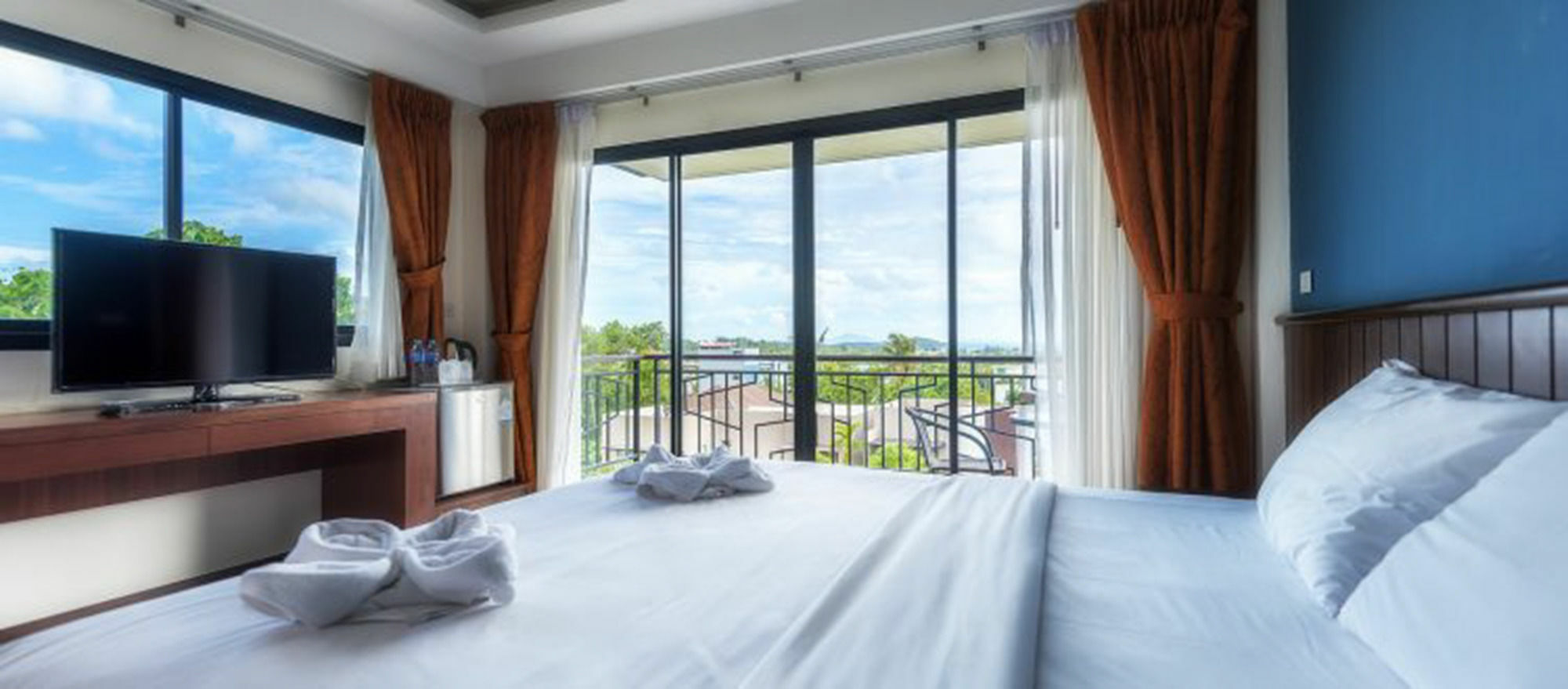 Resort Again At 3*