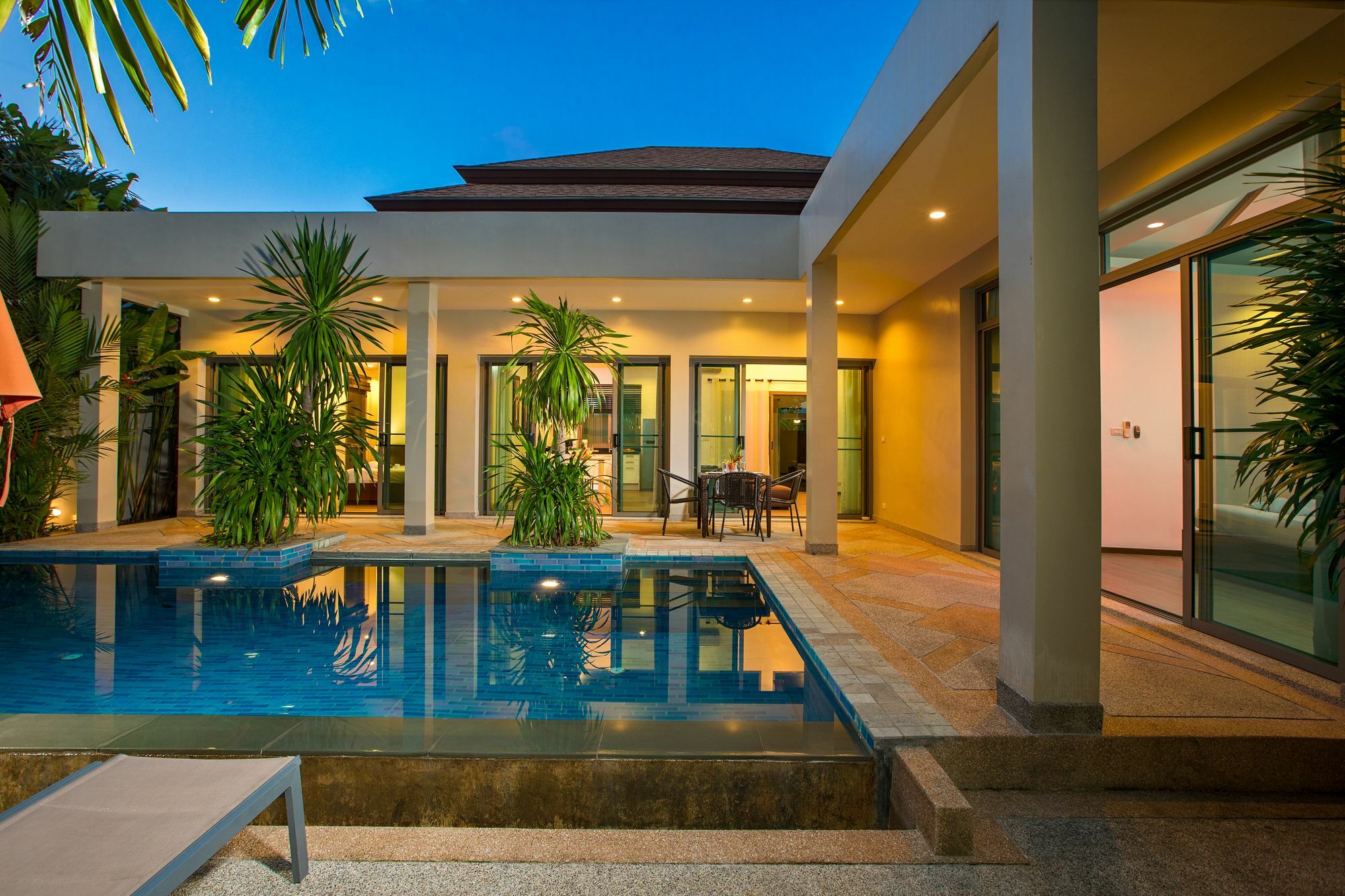Bulan By Tropiclook Rawai
