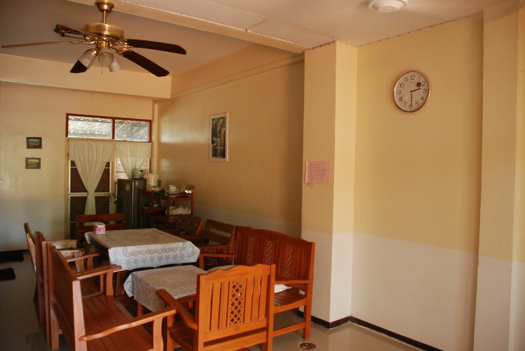 Apartment Baan Khun Nong *