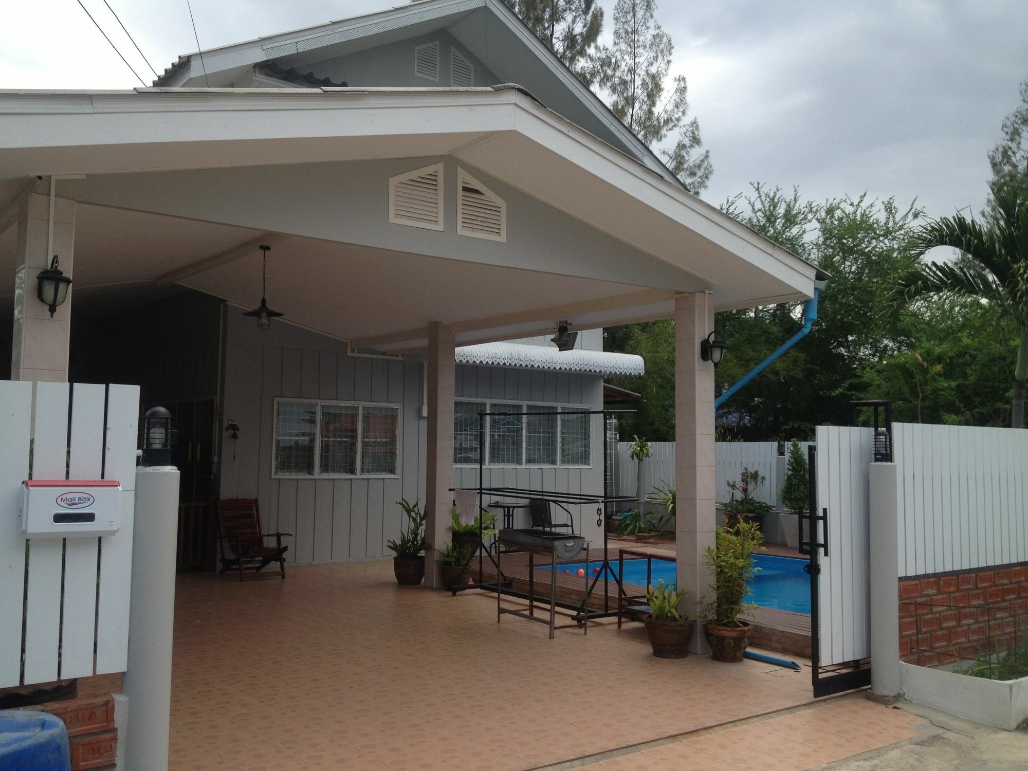 Baan Par Pern Hadchaosamran Villa *