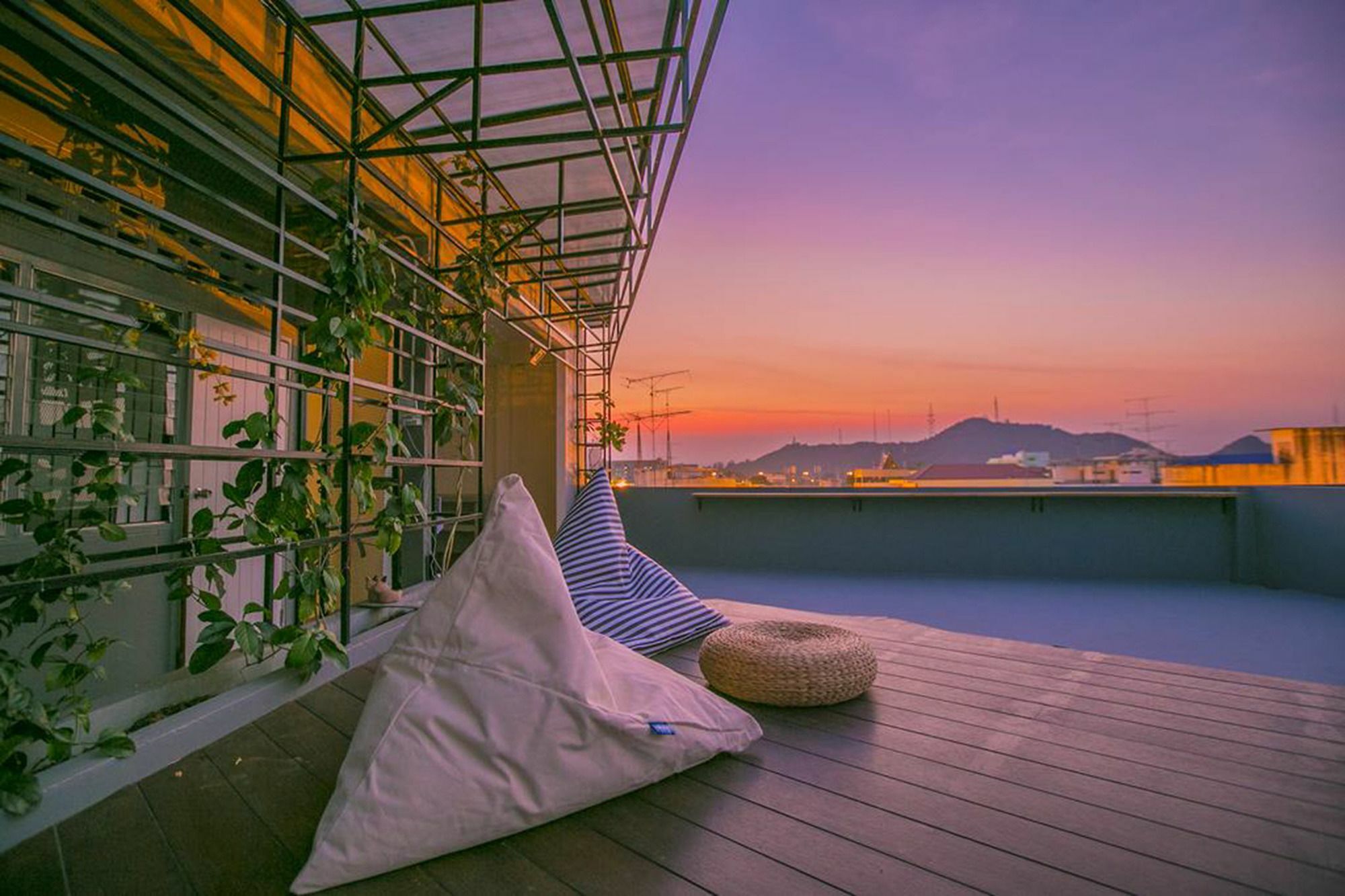 Hostel Chedi View