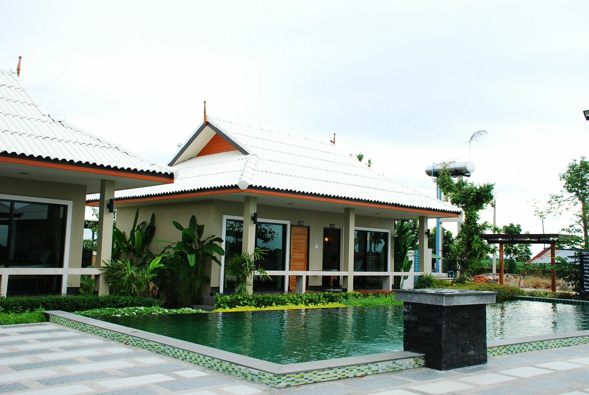 Resort Tontan 3*