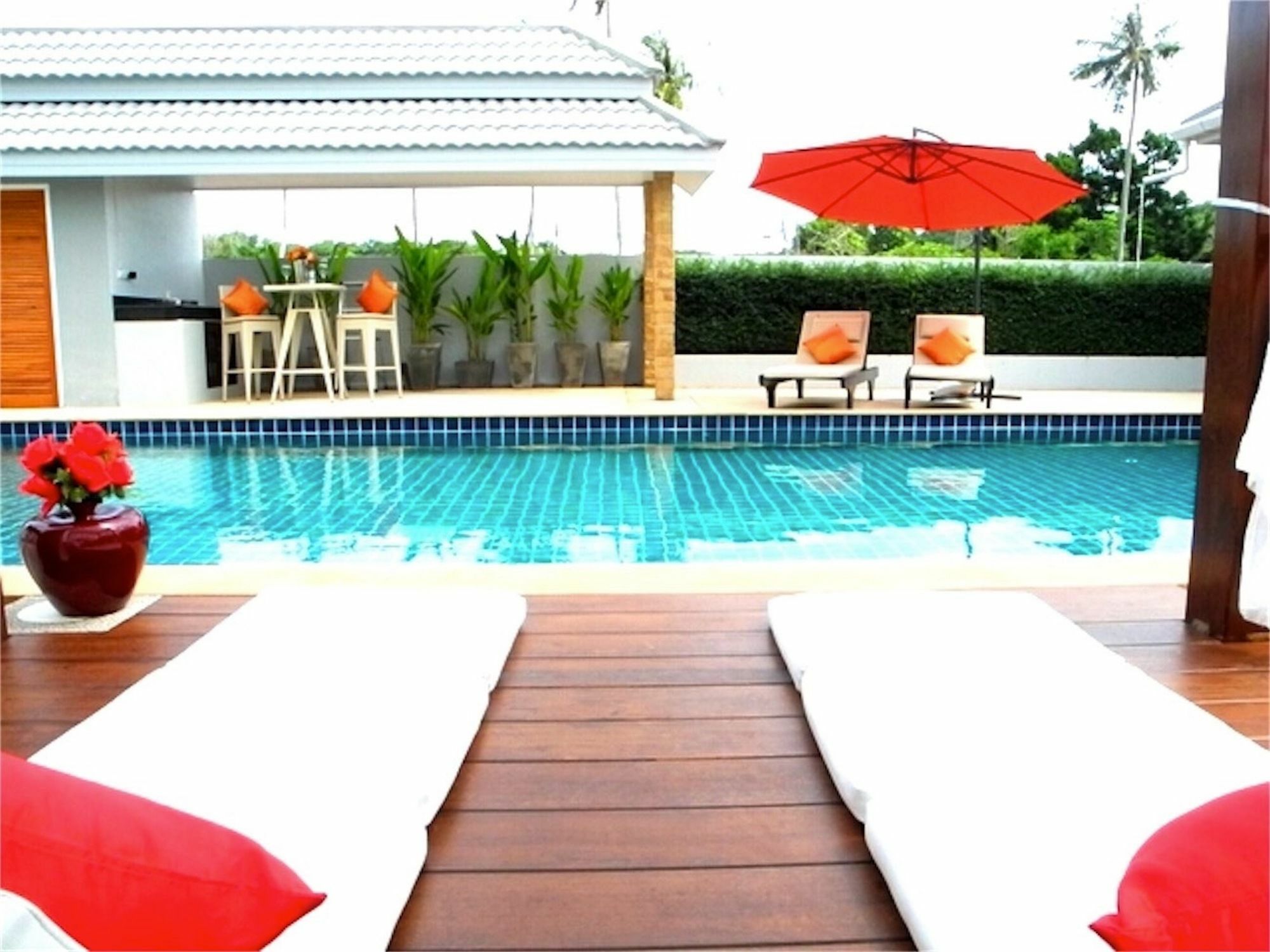 Villa Leaf 2 2 Bedrooms Nai Harn