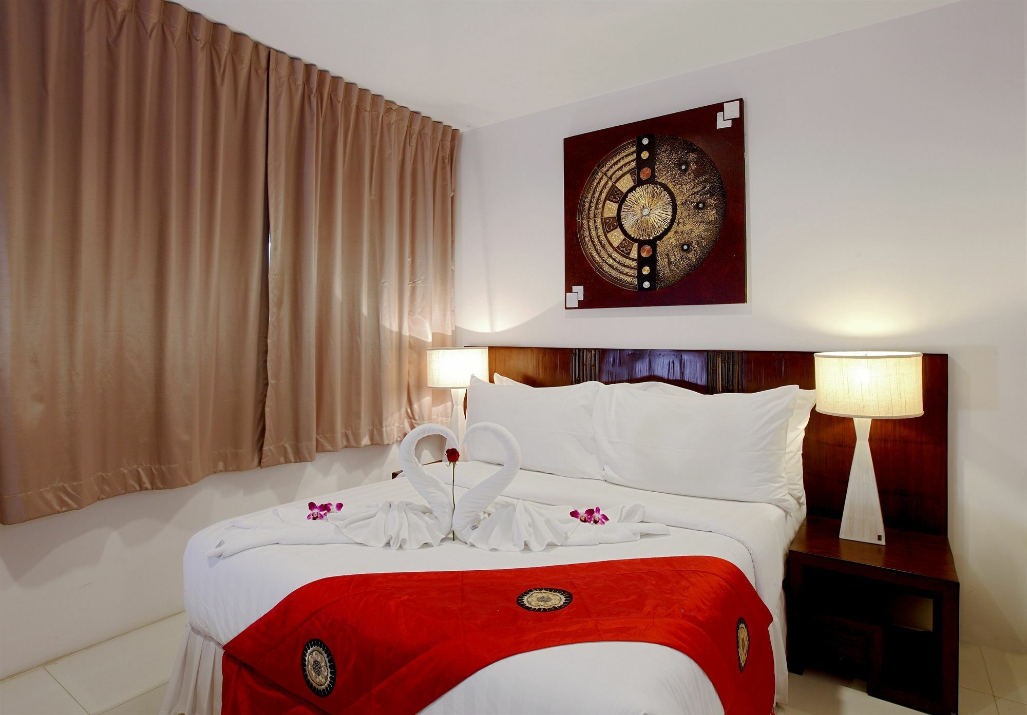 The Park Serviced By Resava Apartamento *