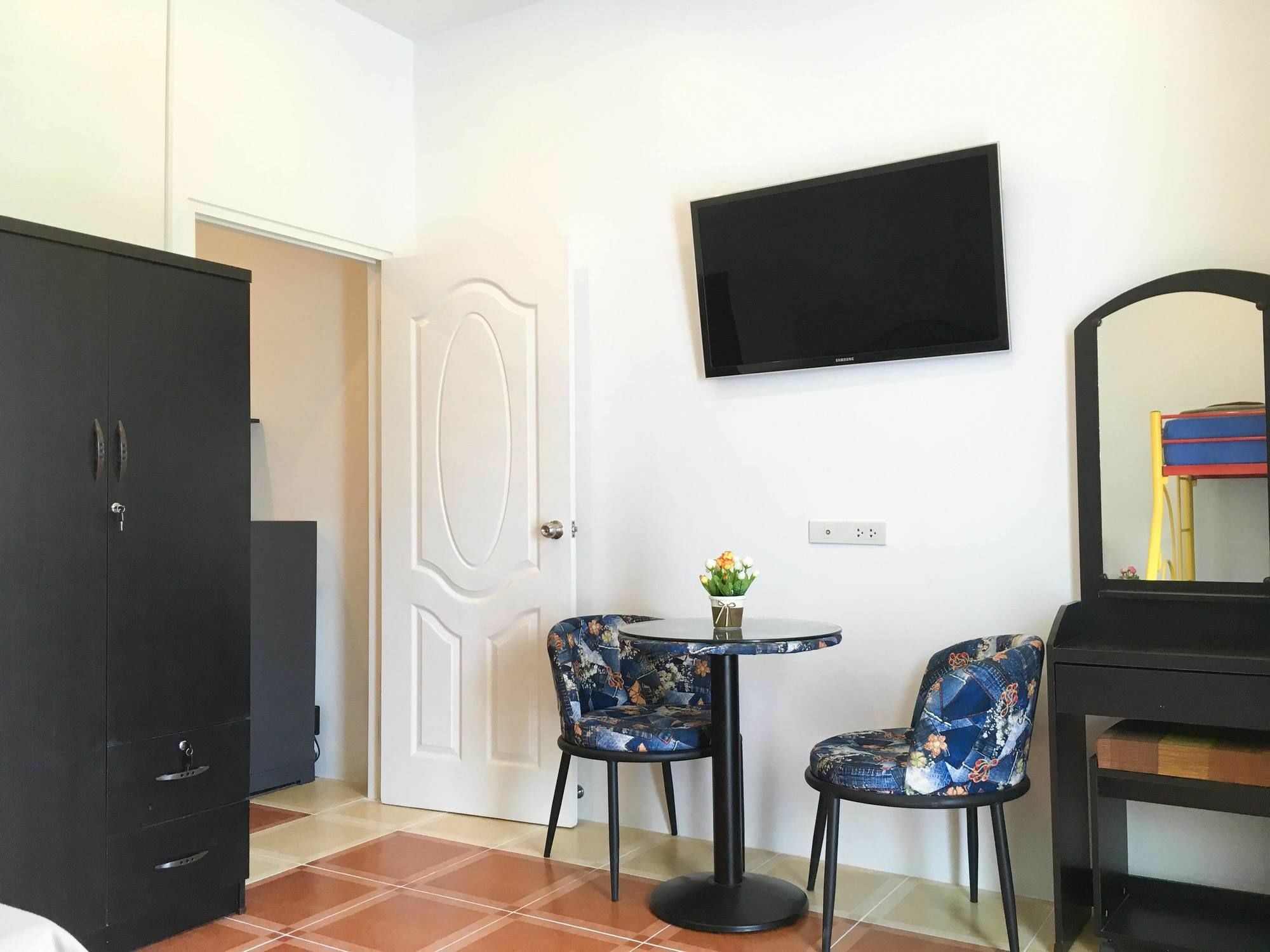 By Psa Apartment