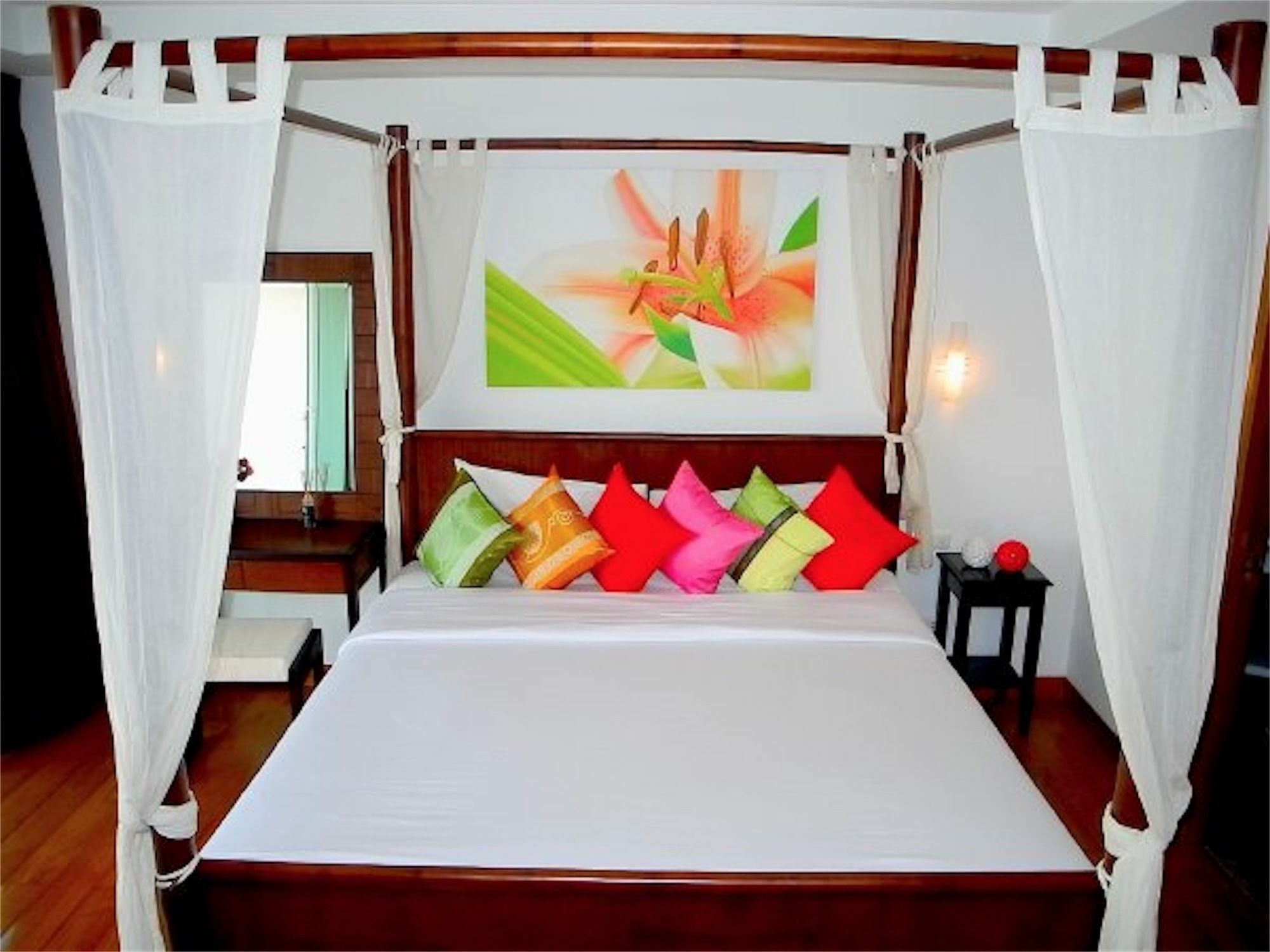 Sunrise 3 Bedrooms Modern In Nai Harn *