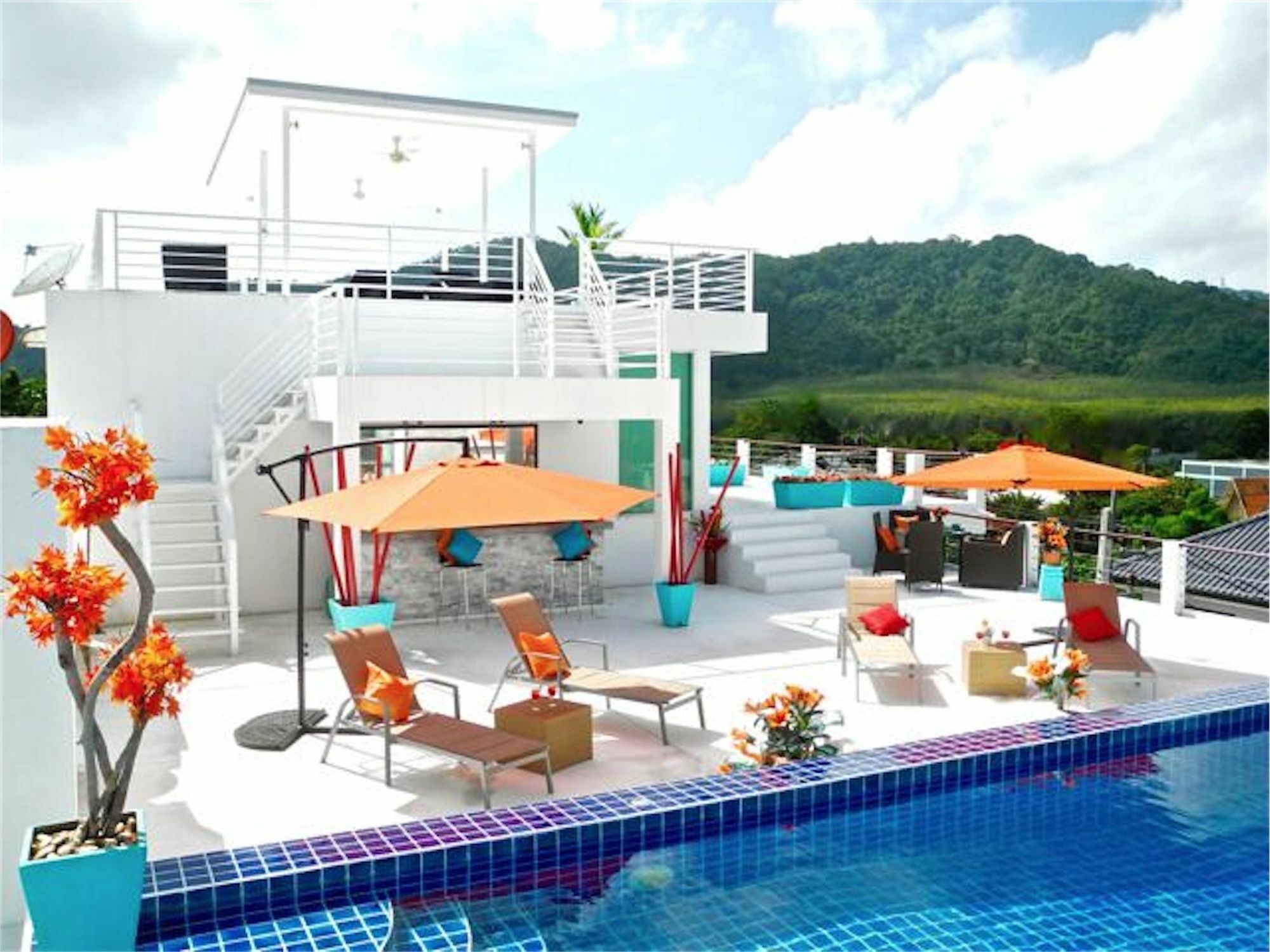 Sunrise 3 Bedrooms Modern In Nai Harn Apartment Rawai