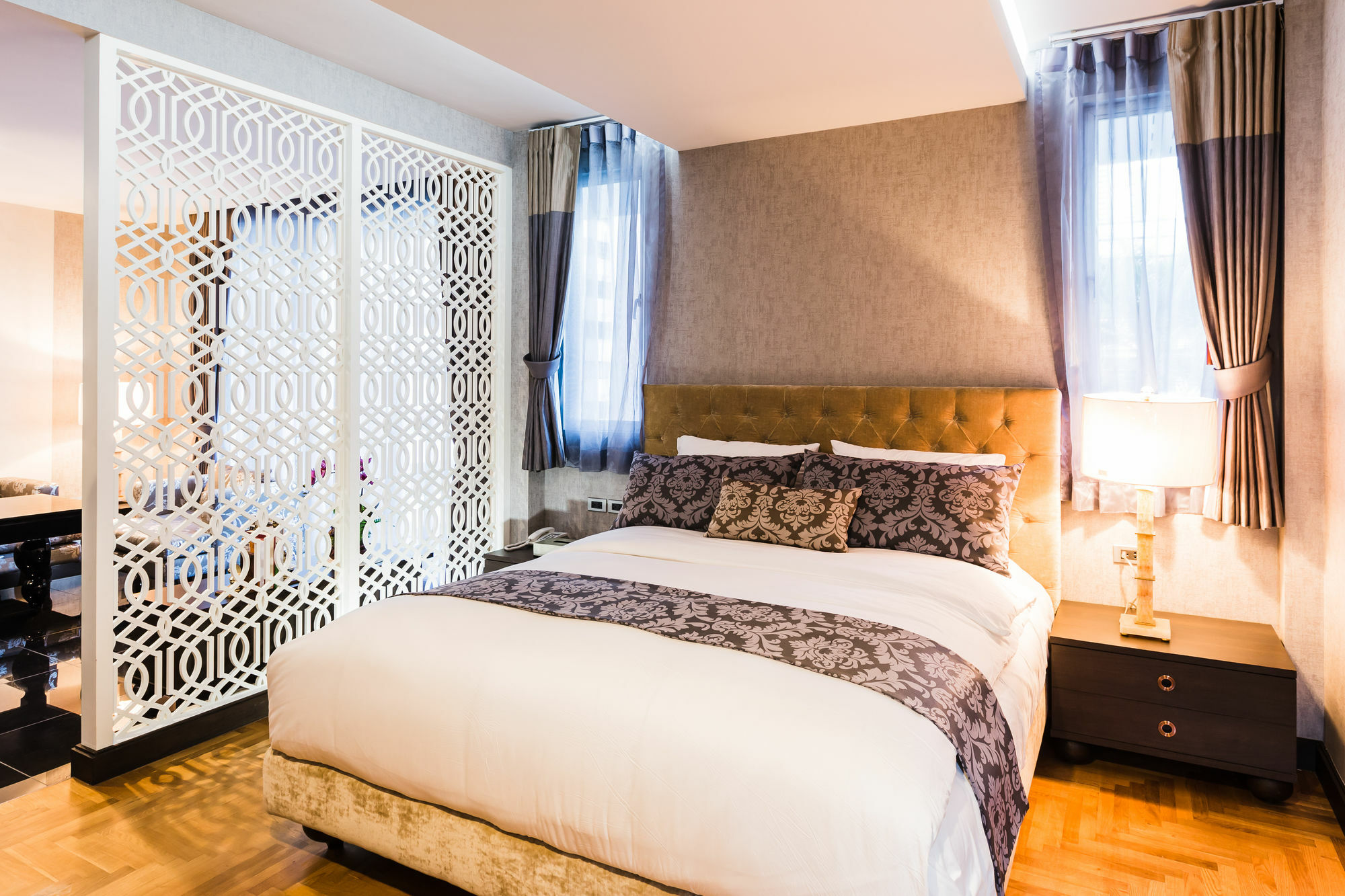 Hotel The Fah Silom 3*