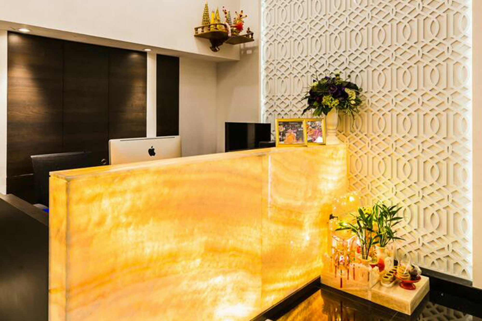 The Fah Silom Hotel