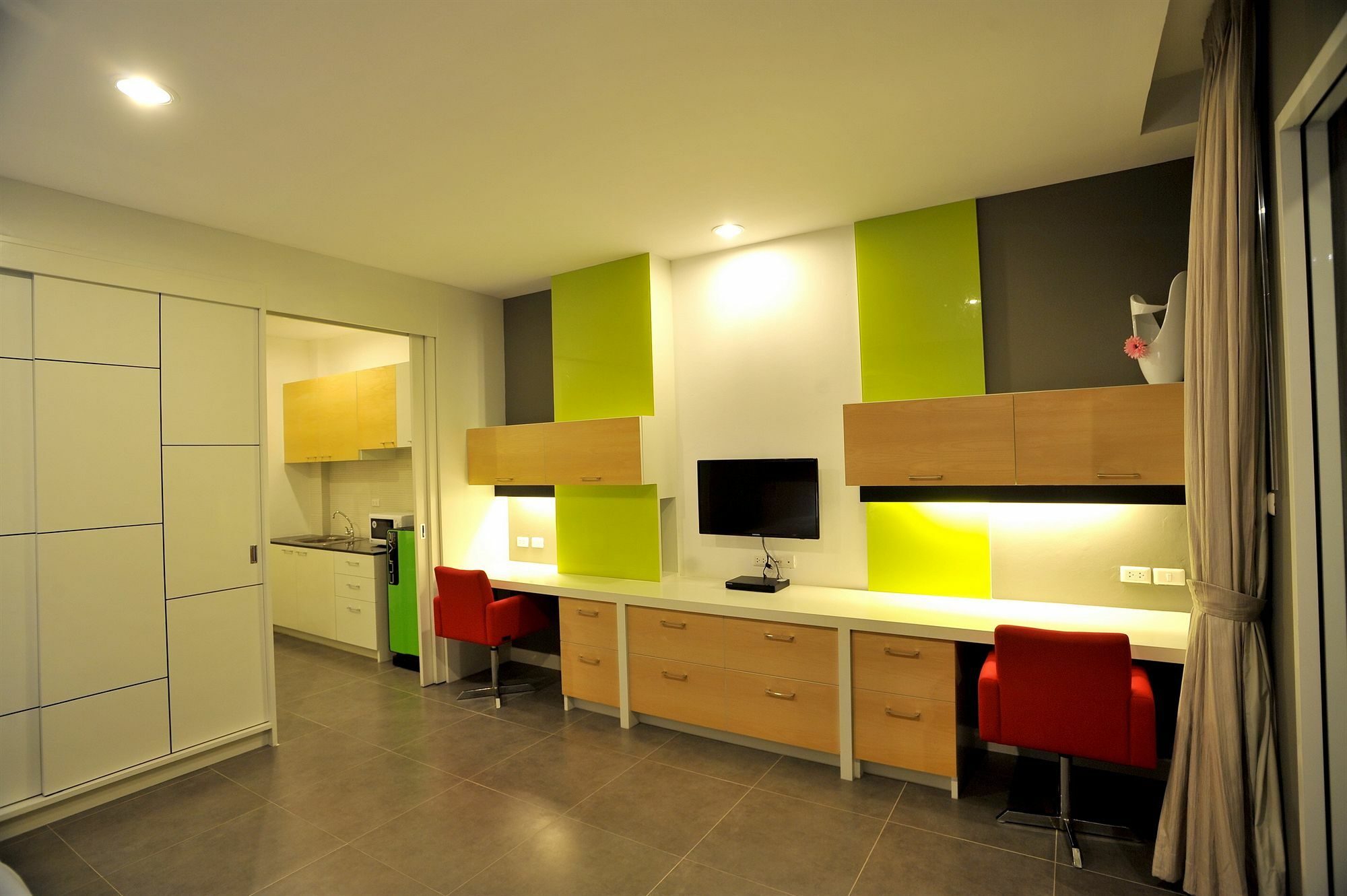Hotel Paeva Luxury Serviced Sha 5*